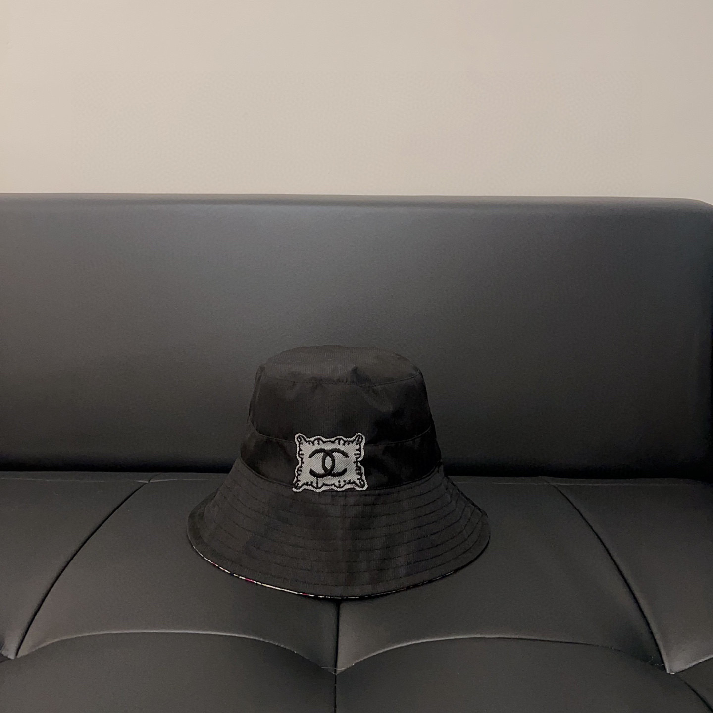 💛配防尘袋【CHANEL香奈儿】2026新款小香风碎花双面款渔夫帽独特设计～复古文艺的一款