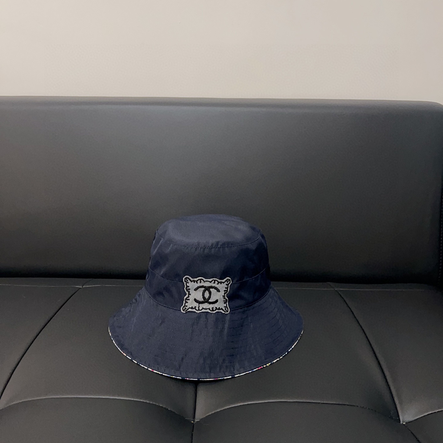 💛配防尘袋【CHANEL香奈儿】2026新款小香风碎花双面款渔夫帽独特设计～复古文艺的一款