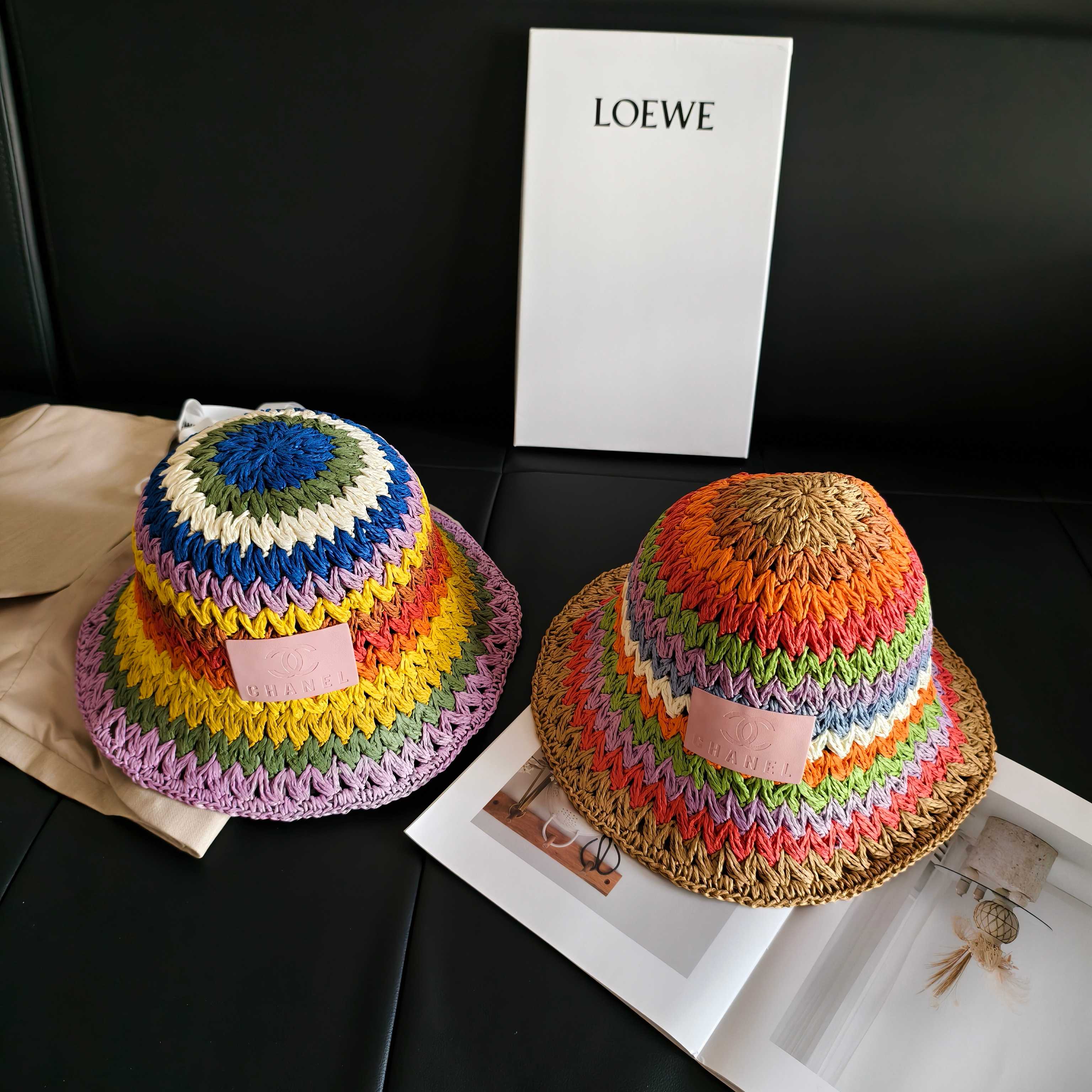 💛配防尘袋【Chanel香奈儿】2026新款彩虹拼色编织款渔夫帽，🔆百搭日常款～休闲出街#