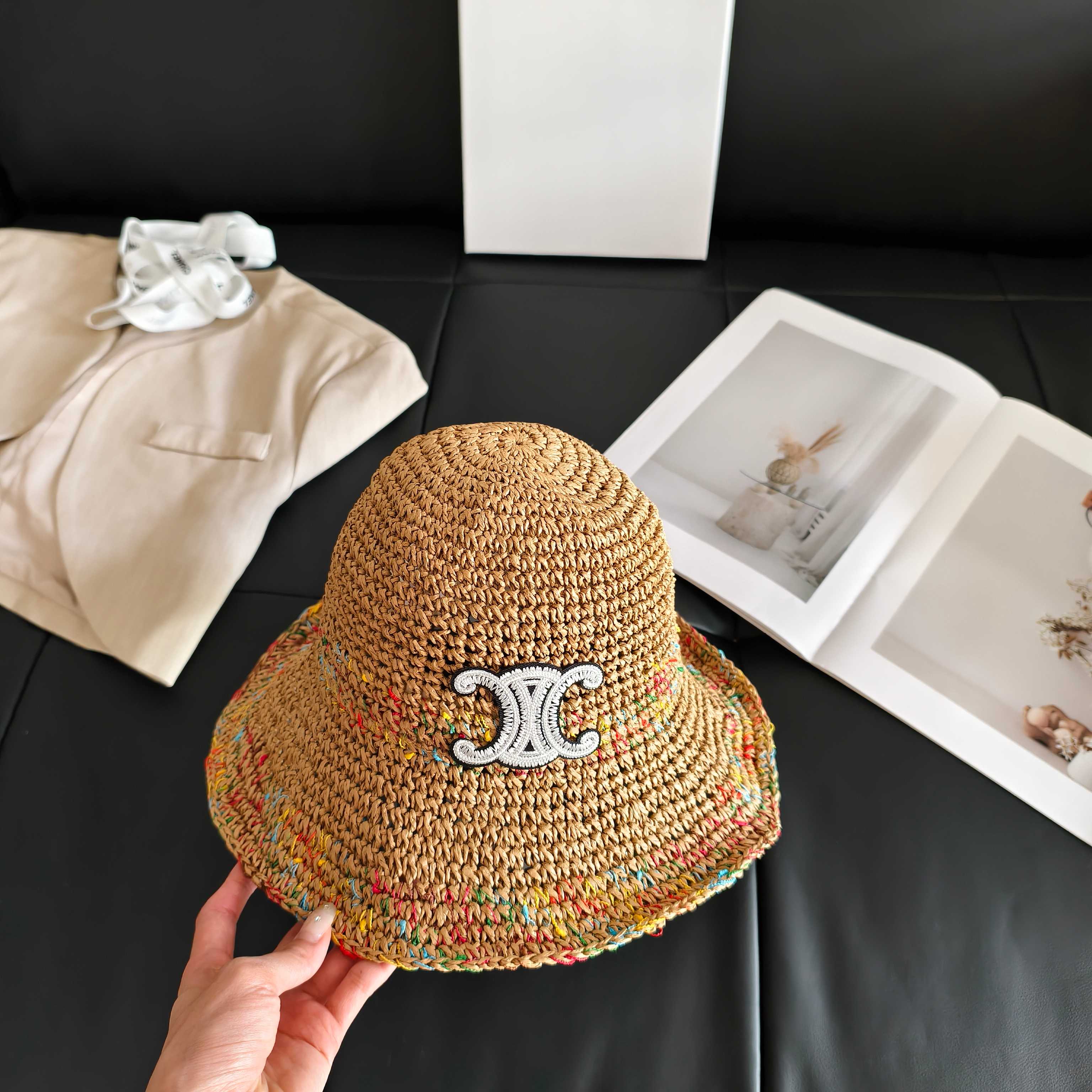 💛配防尘袋【Celine赛琳】2026新款凯旋门编织款渔夫帽，🔆百搭日常款～休闲出街#