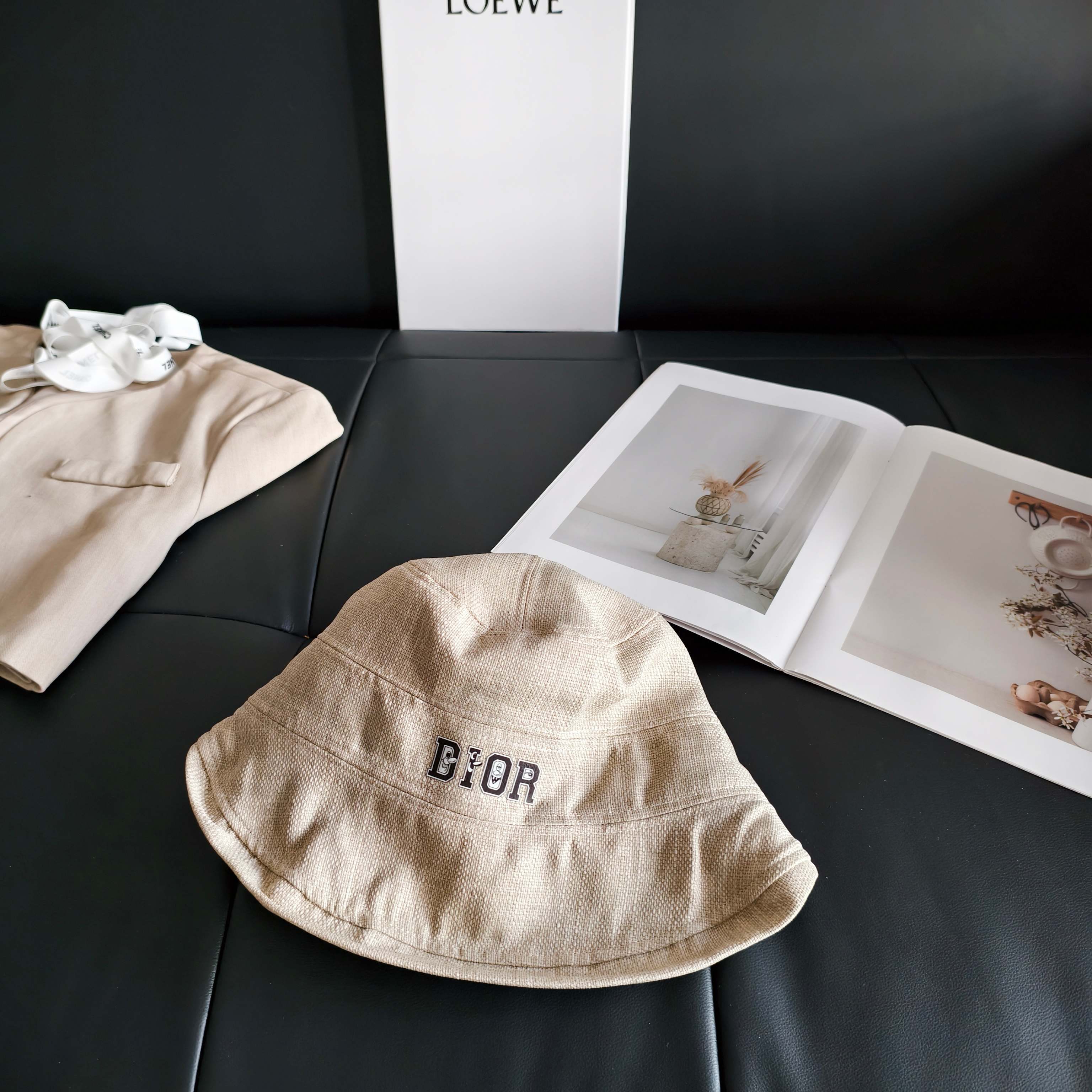 💛配防尘袋【Dior迪奥】2026新款不规则棉麻款渔夫帽，🔆百搭日常款～休闲出街#