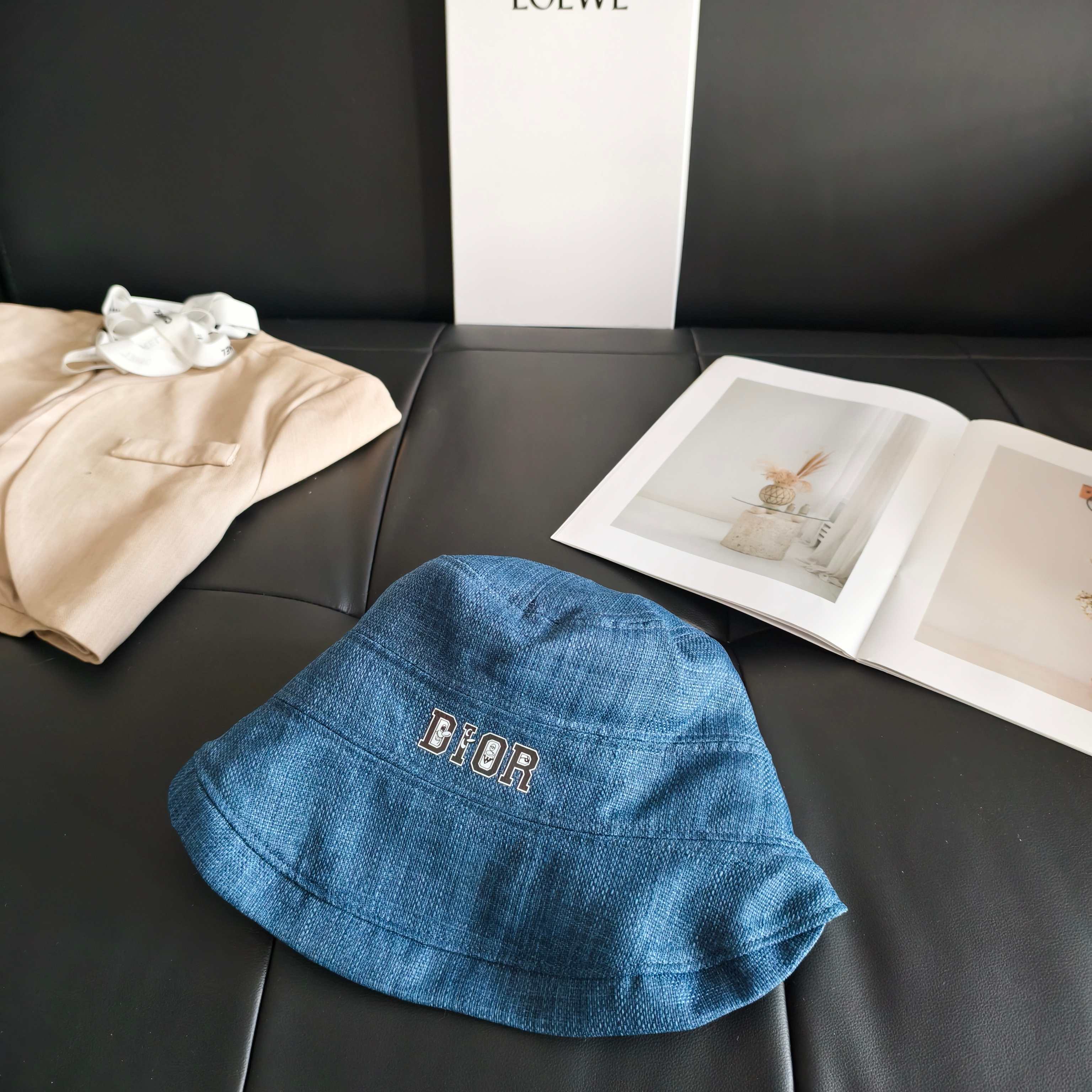 💛配防尘袋【Dior迪奥】2026新款不规则棉麻款渔夫帽，🔆百搭日常款～休闲出街#