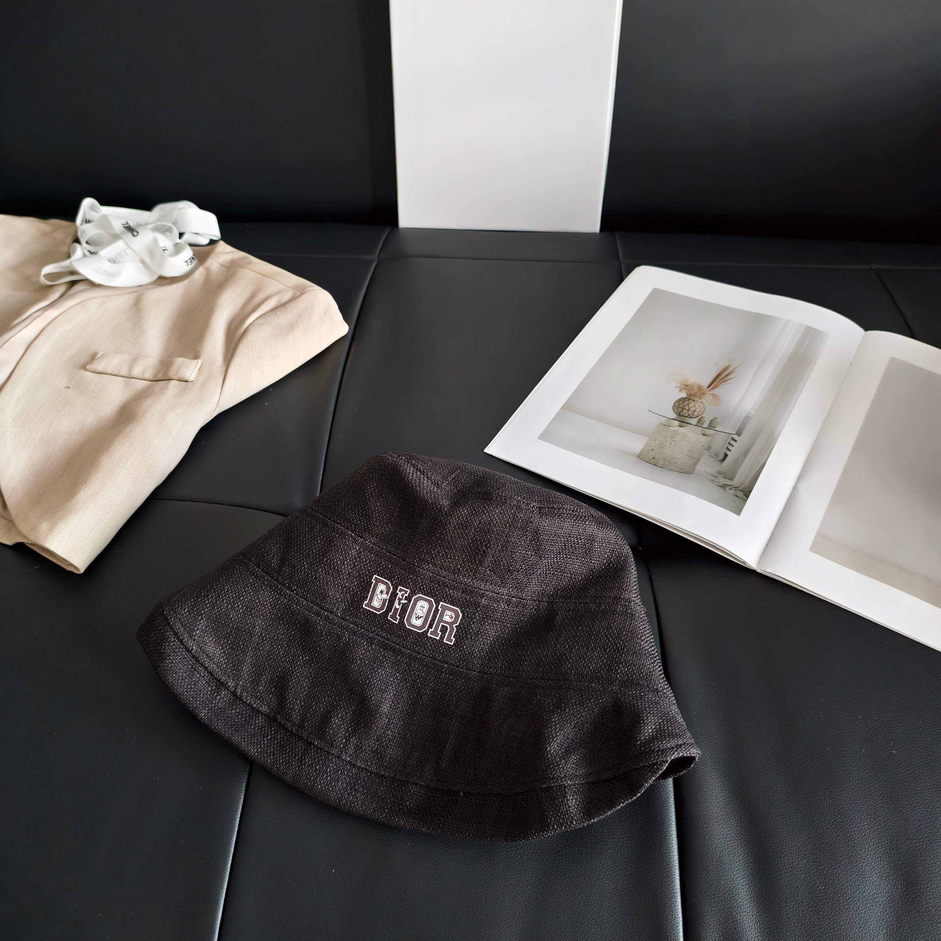 💛配防尘袋【Dior迪奥】2026新款不规则棉麻款渔夫帽，🔆百搭日常款～休闲出街#