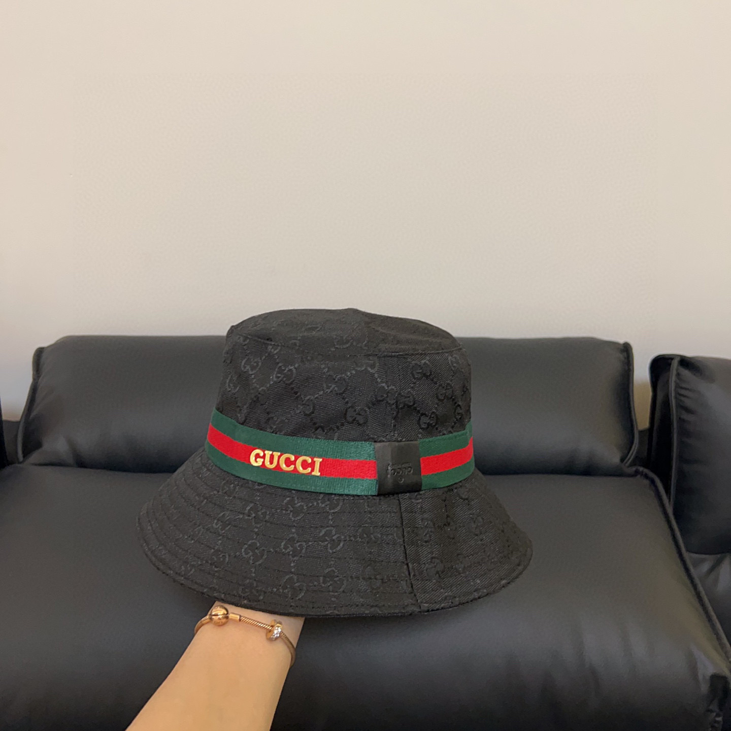 特价💛配防尘袋【GUCCI古驰】2026新款专柜大牌男女款简约渔夫帽，🔆百搭日常款～出街必备