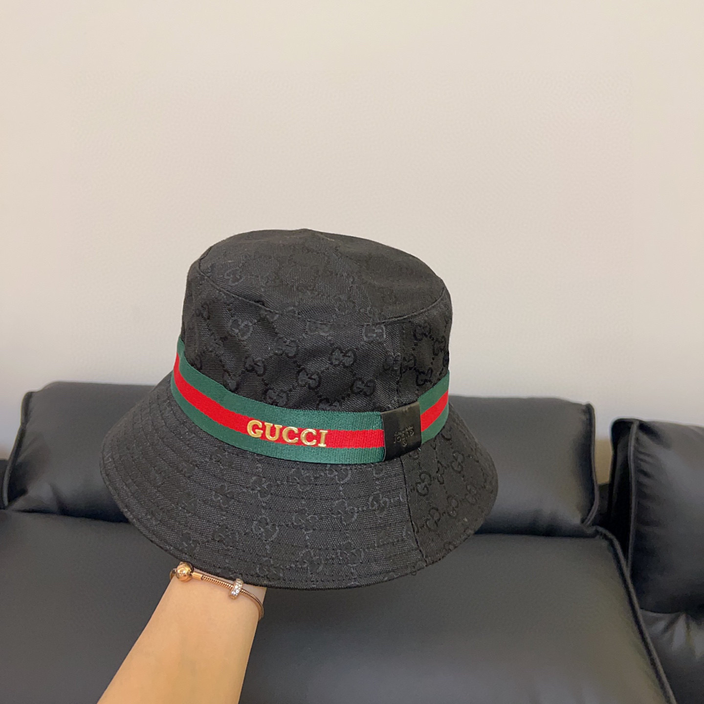 特价💛配防尘袋【GUCCI古驰】2026新款专柜大牌男女款简约渔夫帽，🔆百搭日常款～出街必备