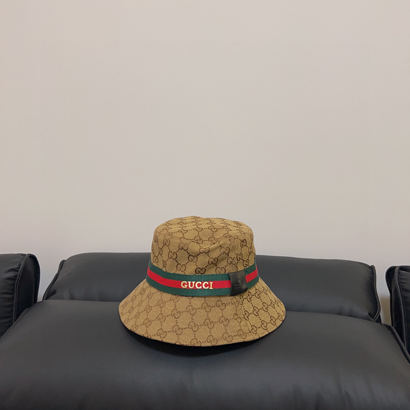 特价💛配防尘袋【GUCCI古驰】2026新款专柜大牌男女款简约渔夫帽，🔆百搭日常款～出街必备