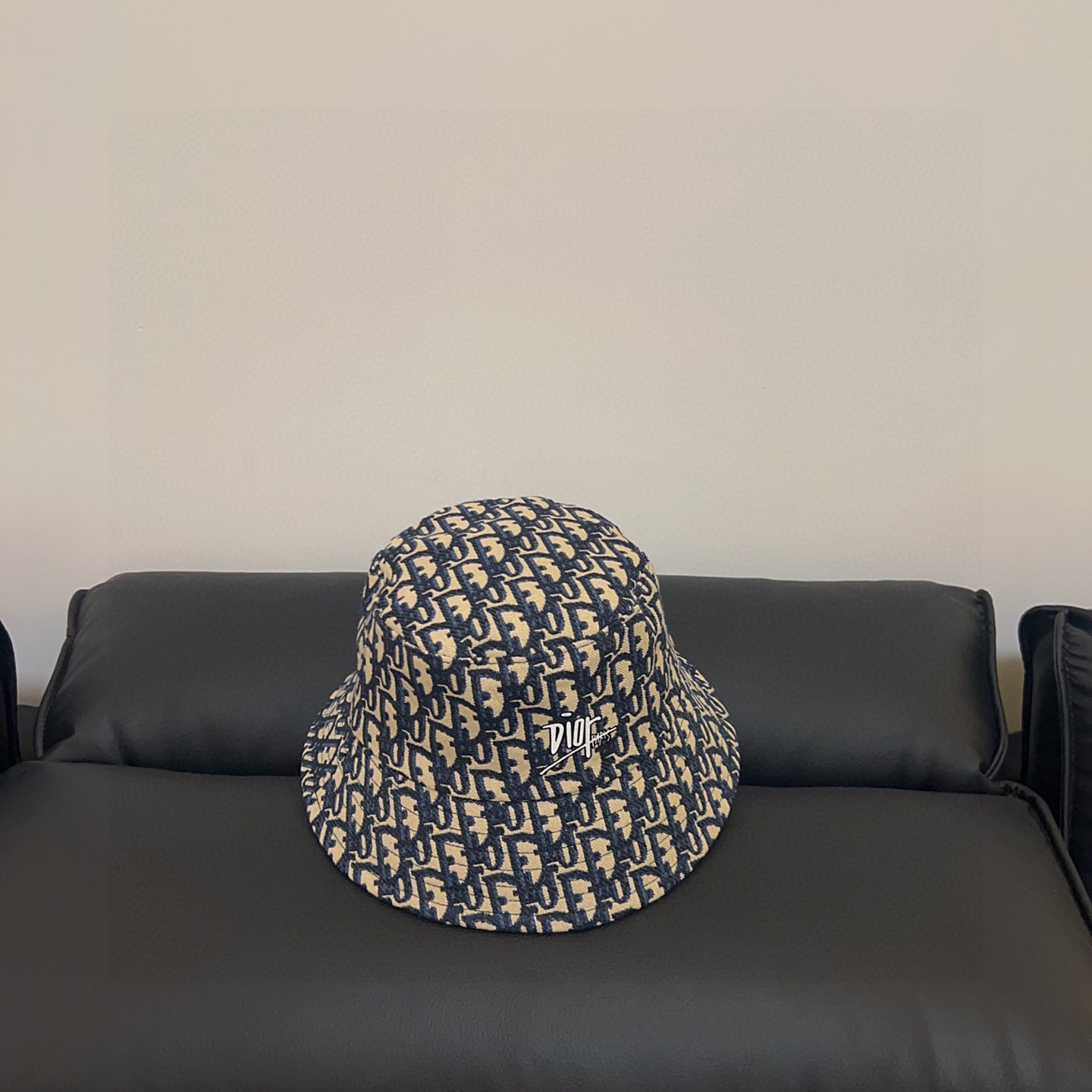 特价💛配防尘袋【DIOR迪奥】2026新款专柜大牌男女款简约渔夫帽，🔆百搭日常款～出街必备