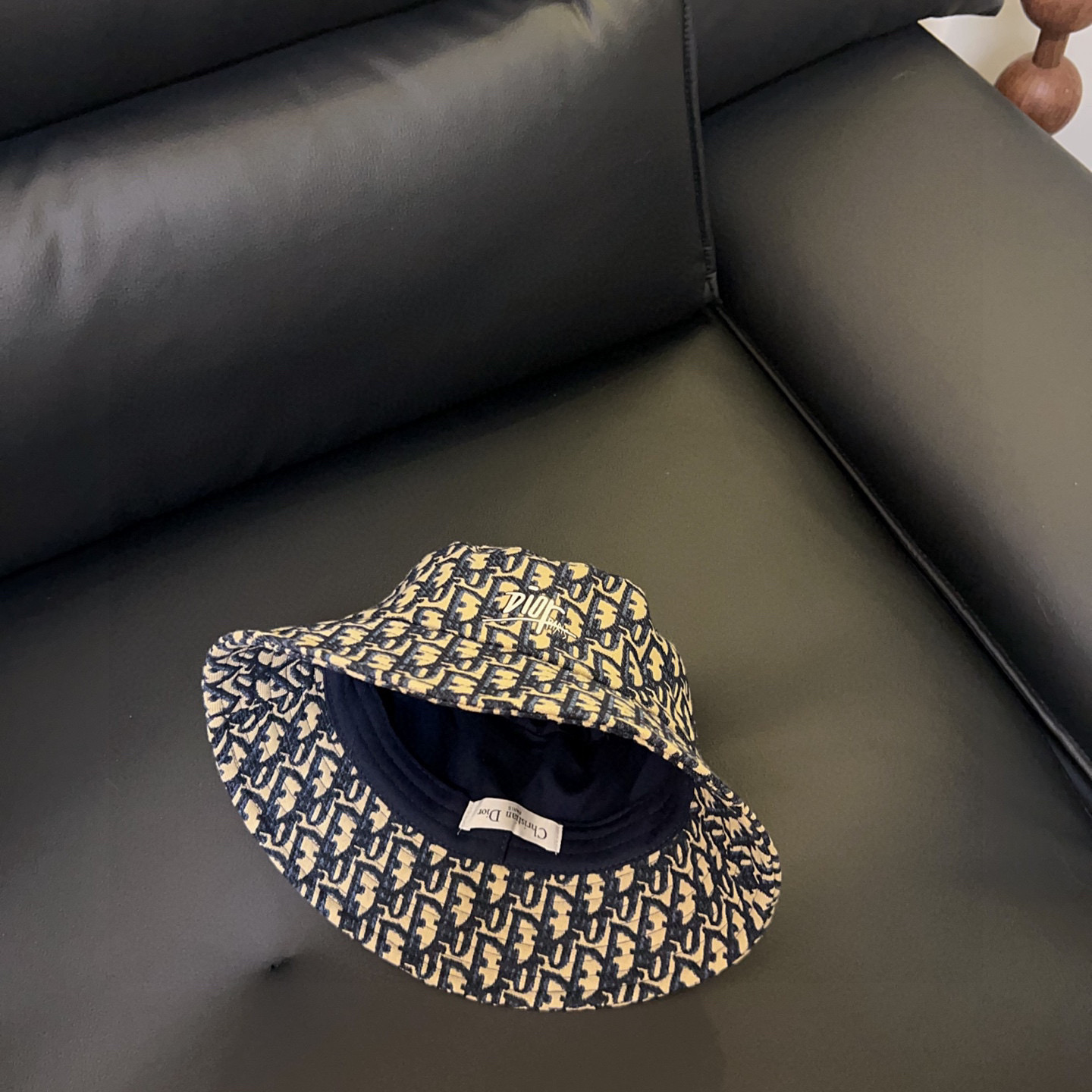 特价💛配防尘袋【DIOR迪奥】2026新款专柜大牌男女款简约渔夫帽，🔆百搭日常款～出街必备