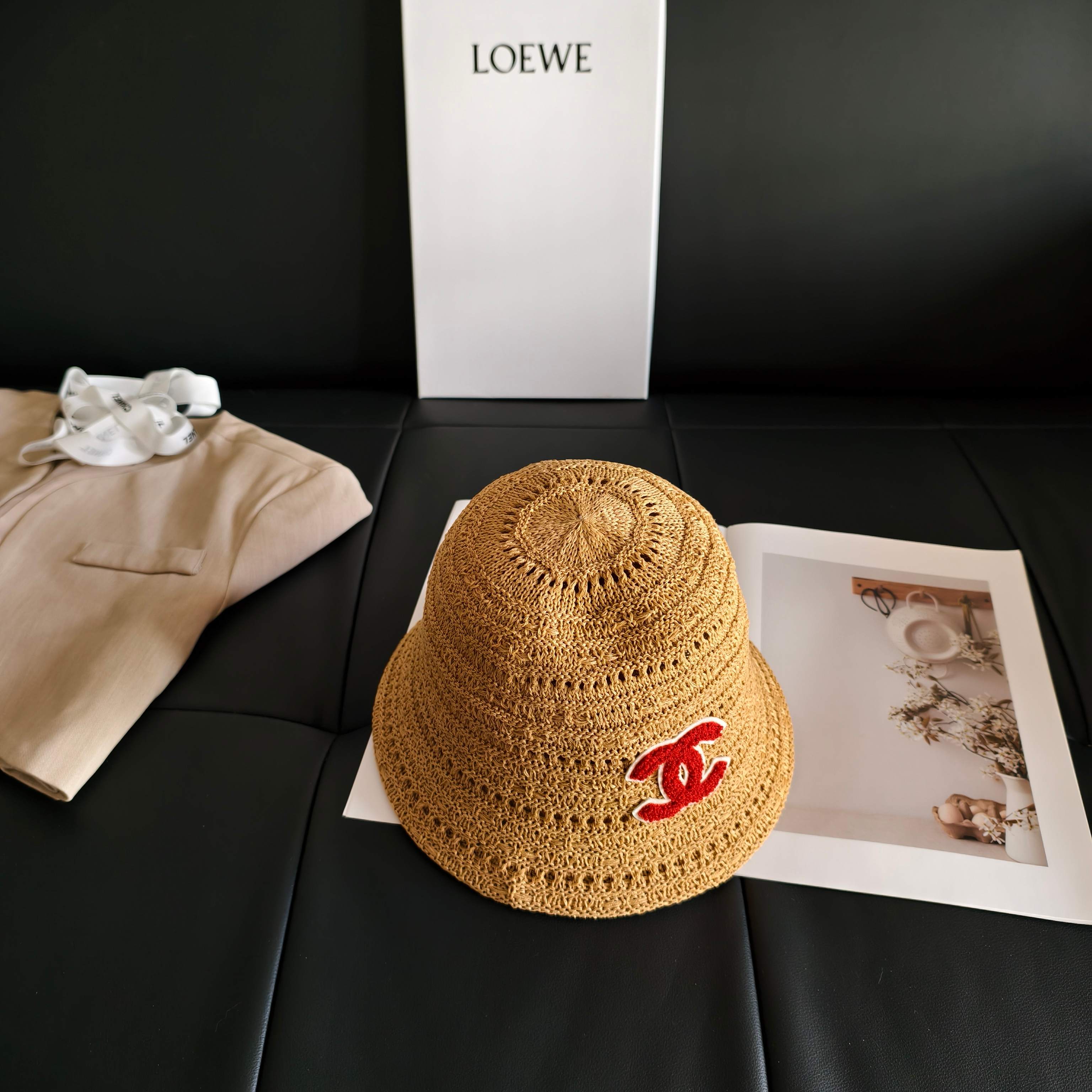 💛配防尘袋【CHANEL香奈儿】2026新款小香风小桶帽渔夫帽，独特设计～复古文艺的一款