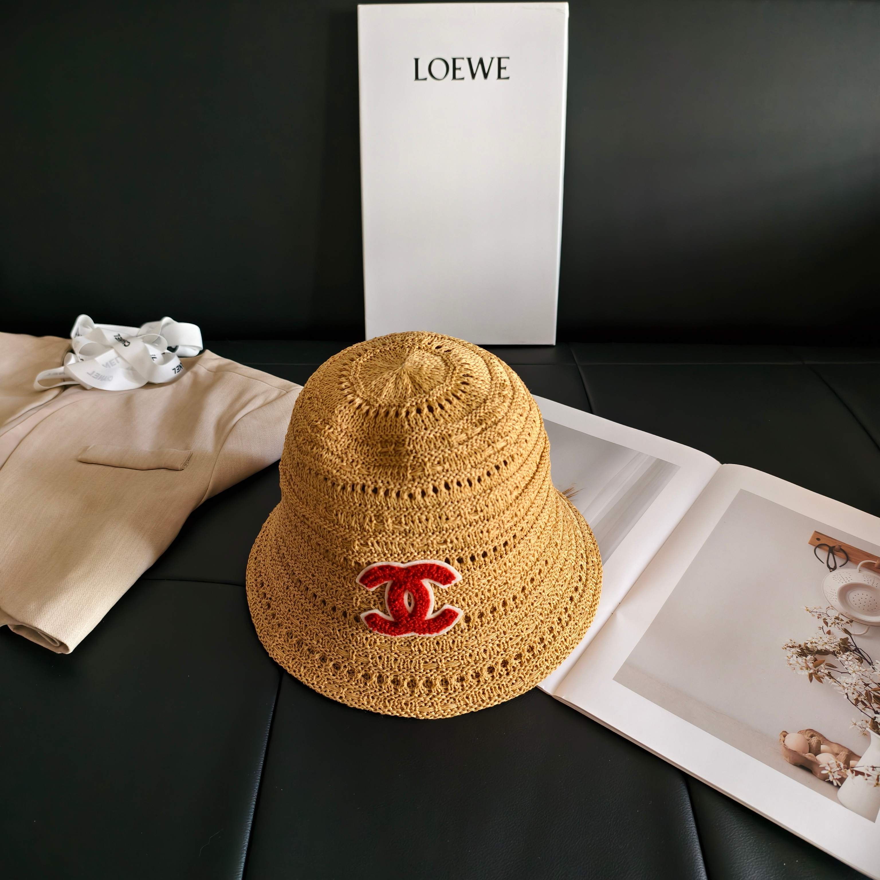 💛配防尘袋【CHANEL香奈儿】2026新款小香风小桶帽渔夫帽，独特设计～复古文艺的一款