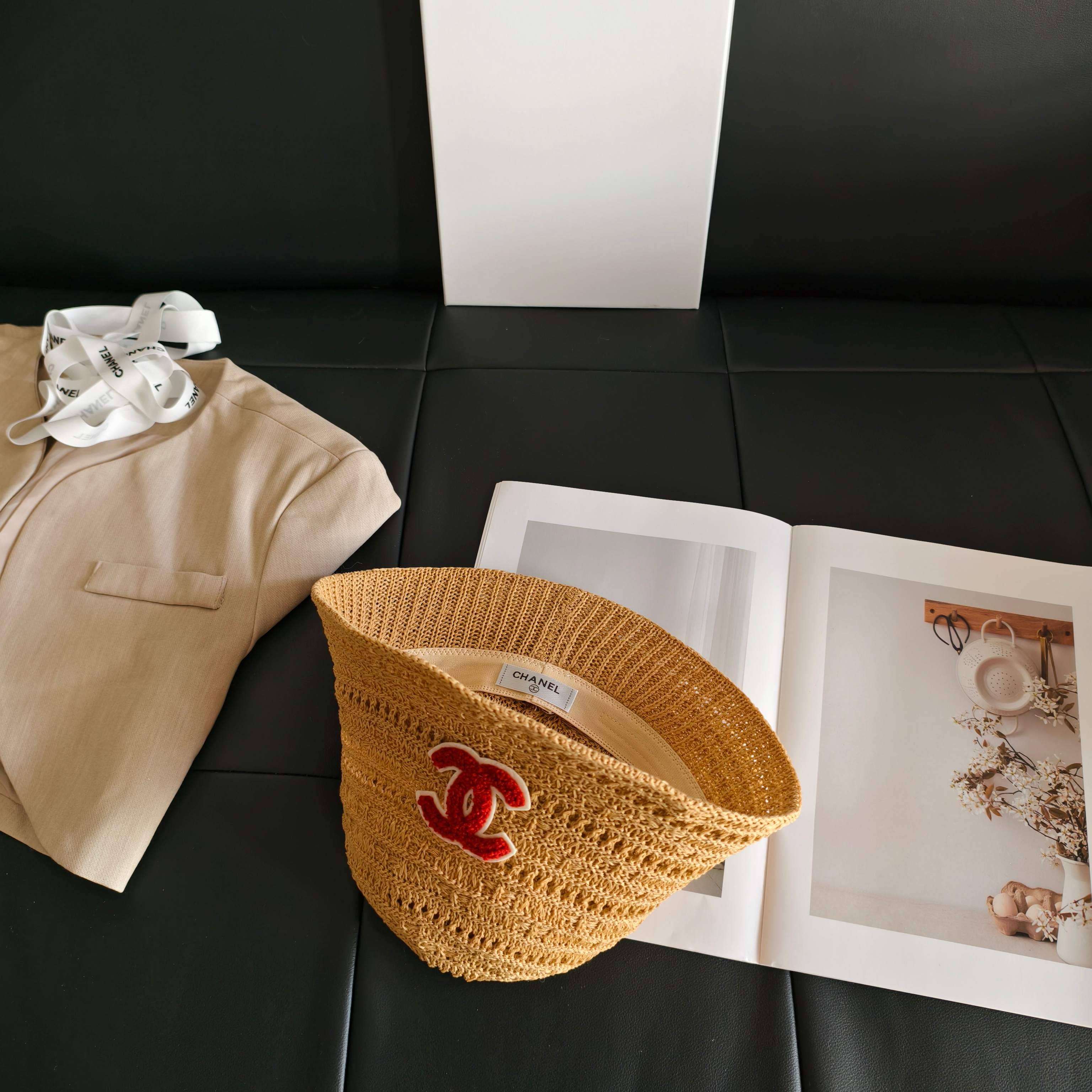 💛配防尘袋【CHANEL香奈儿】2026新款小香风小桶帽渔夫帽，独特设计～复古文艺的一款