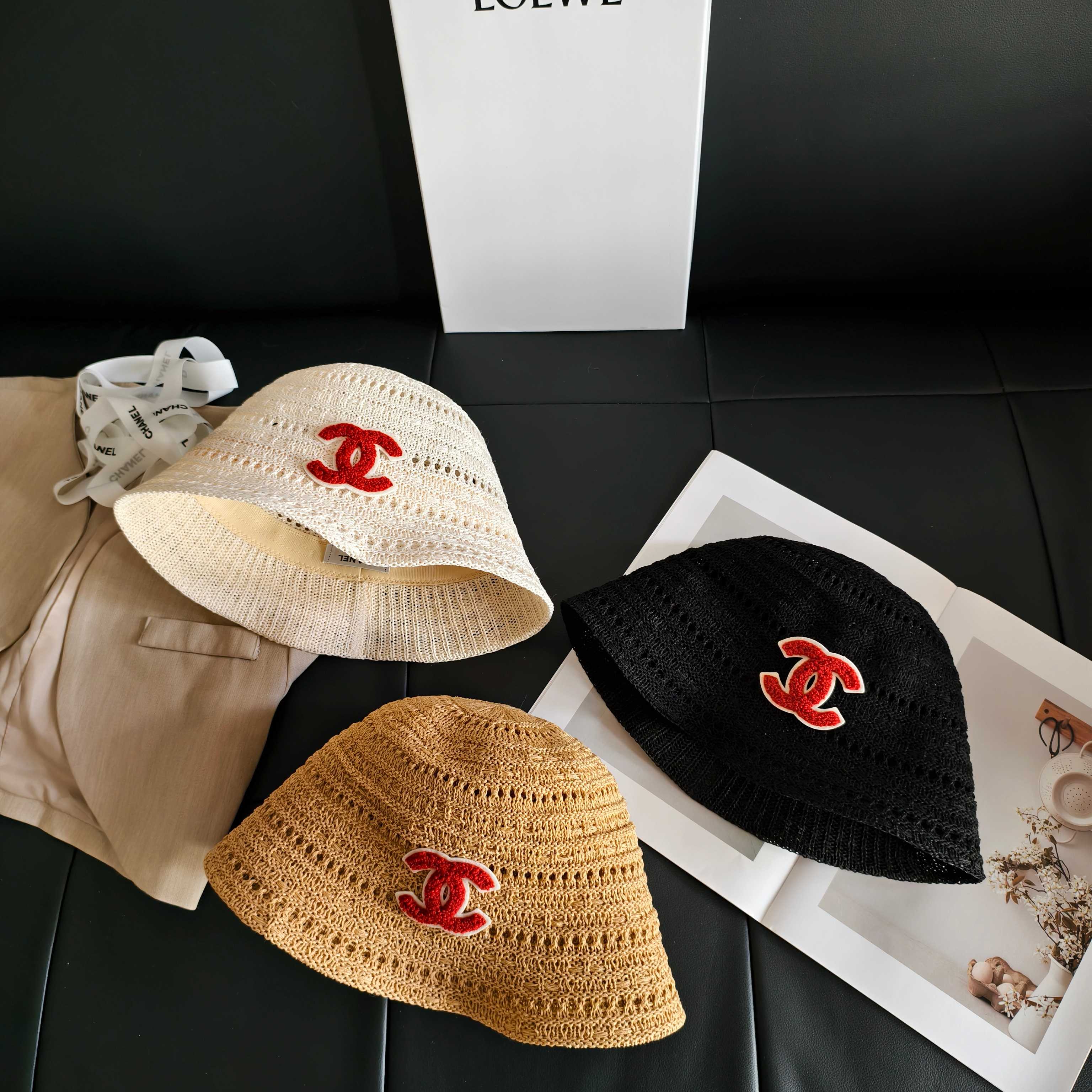 💛配防尘袋【CHANEL香奈儿】2026新款小香风小桶帽渔夫帽，独特设计～复古文艺的一款