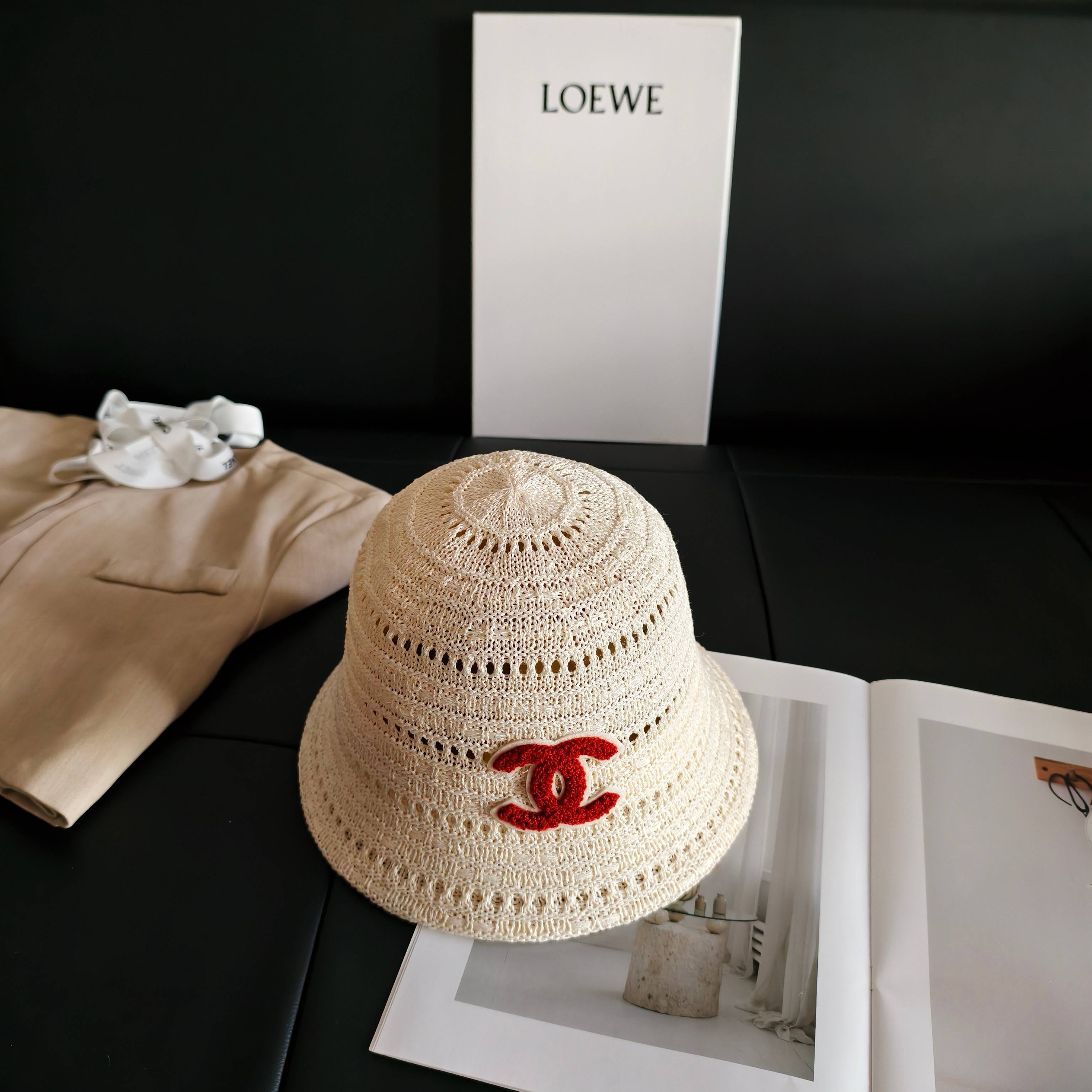 💛配防尘袋【CHANEL香奈儿】2026新款小香风小桶帽渔夫帽，独特设计～复古文艺的一款