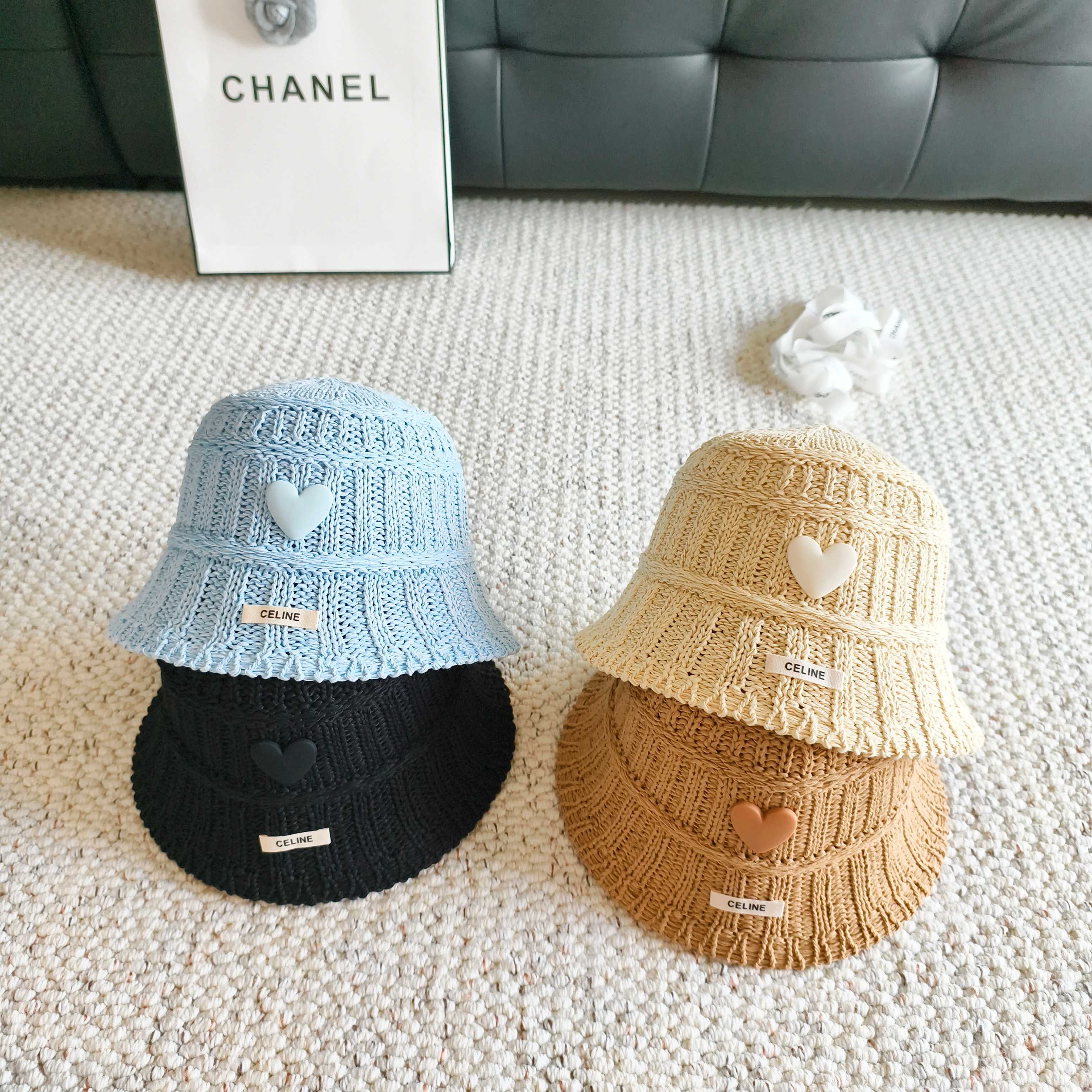 💛配防尘袋【Celine赛琳】2026春夏新款编织马卡龙色系渔夫帽，独特设计～复古文艺的一款