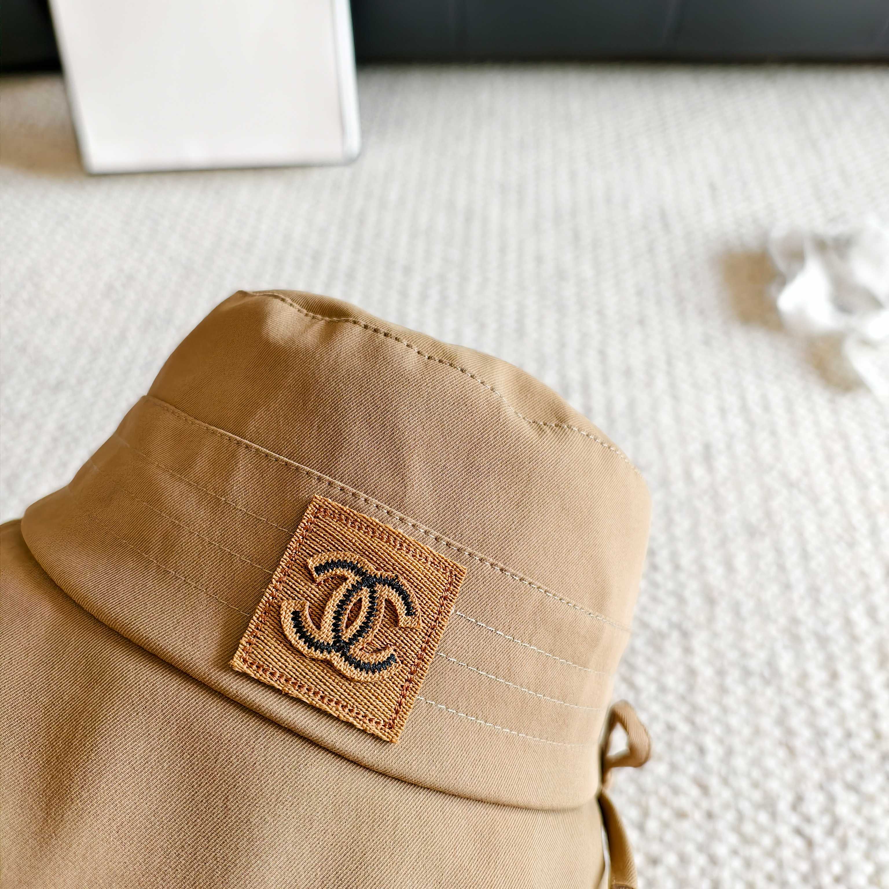 💛配防尘袋【Chanel香奈儿】2026春夏新款日系日常简约款渔夫帽，独特设计～复古文艺的一款