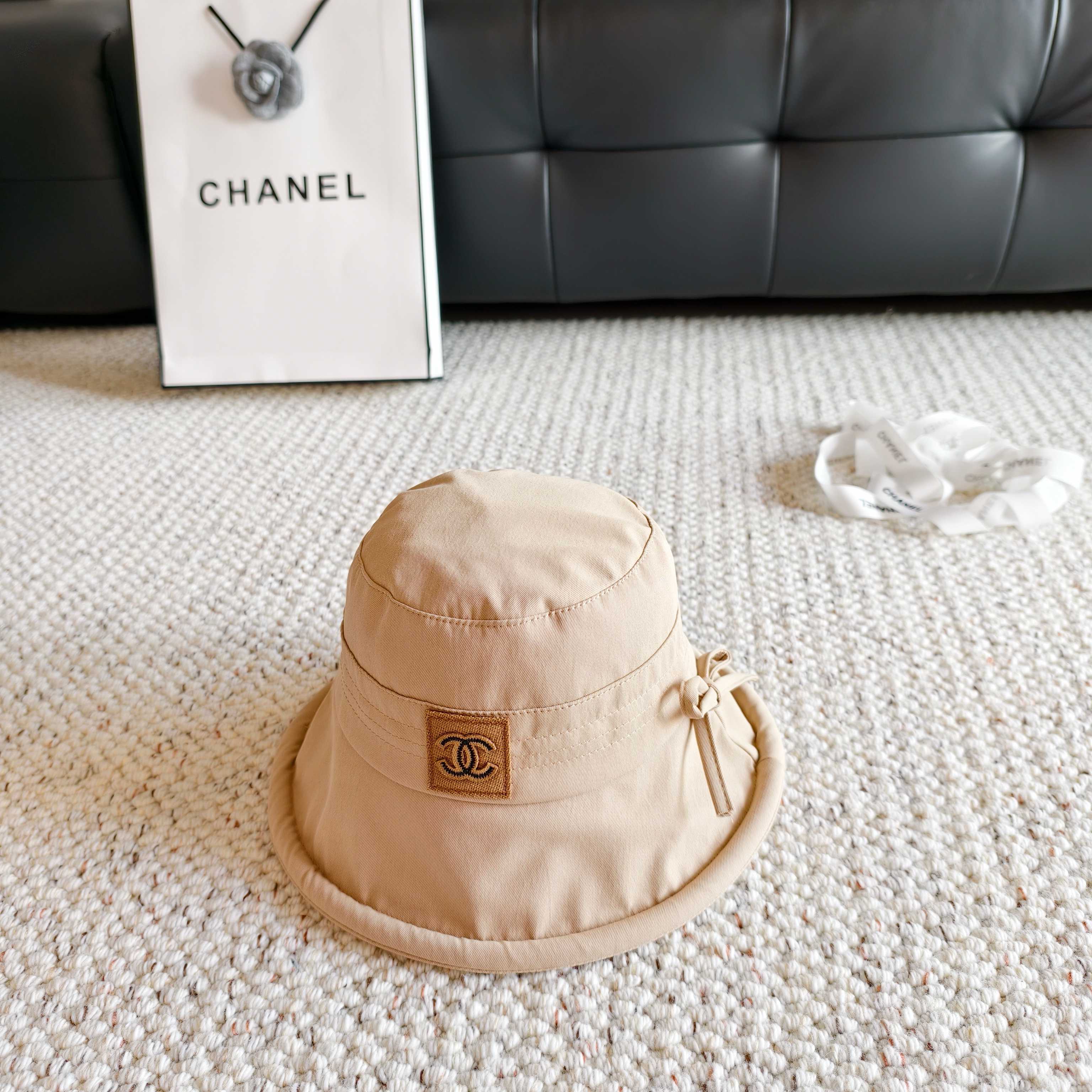 💛配防尘袋【Chanel香奈儿】2026春夏新款日系日常简约款渔夫帽，独特设计～复古文艺的一款