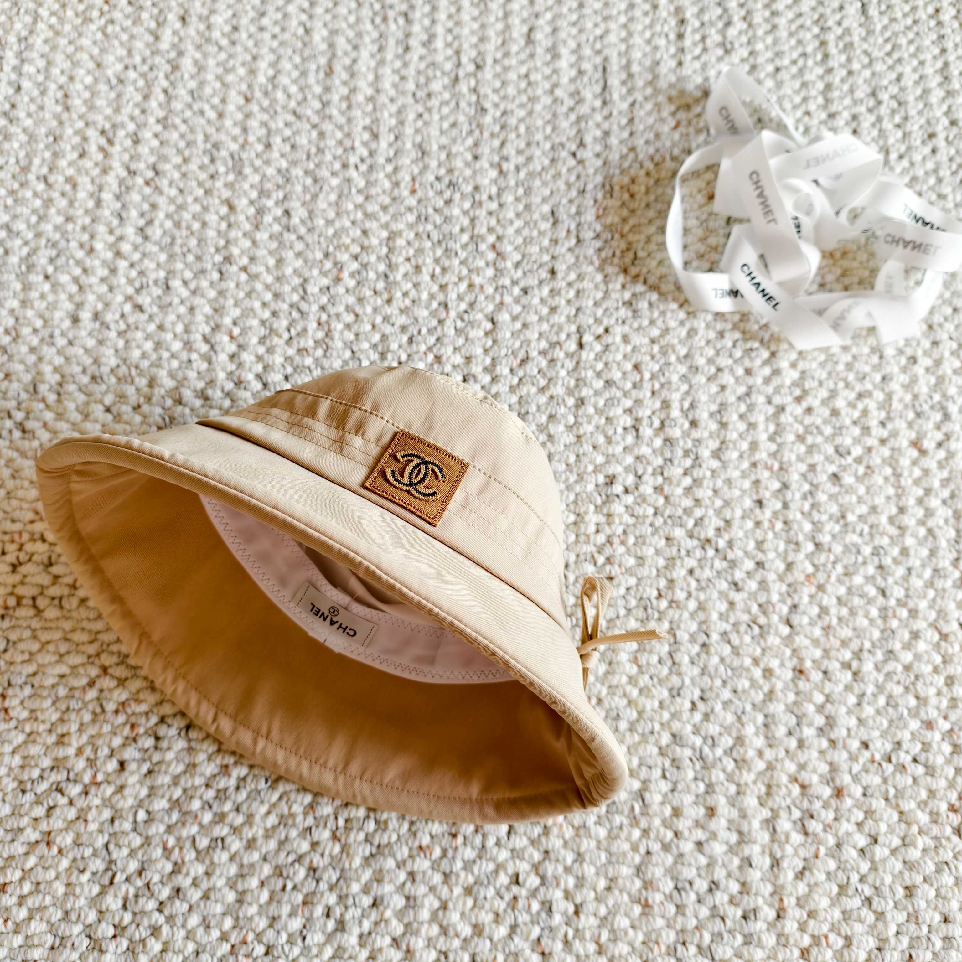 💛配防尘袋【Chanel香奈儿】2026春夏新款日系日常简约款渔夫帽，独特设计～复古文艺的一款