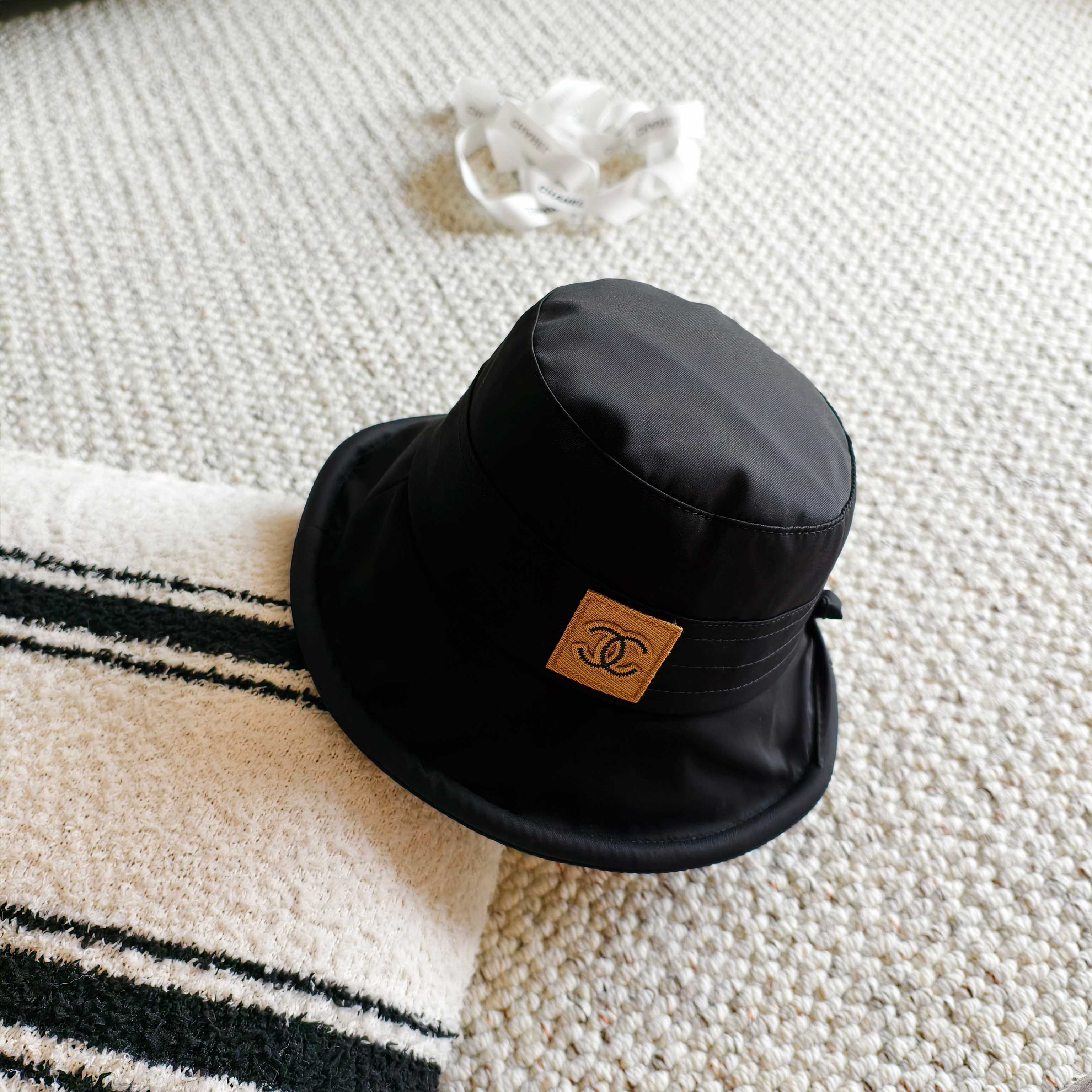 💛配防尘袋【Chanel香奈儿】2026春夏新款日系日常简约款渔夫帽，独特设计～复古文艺的一款