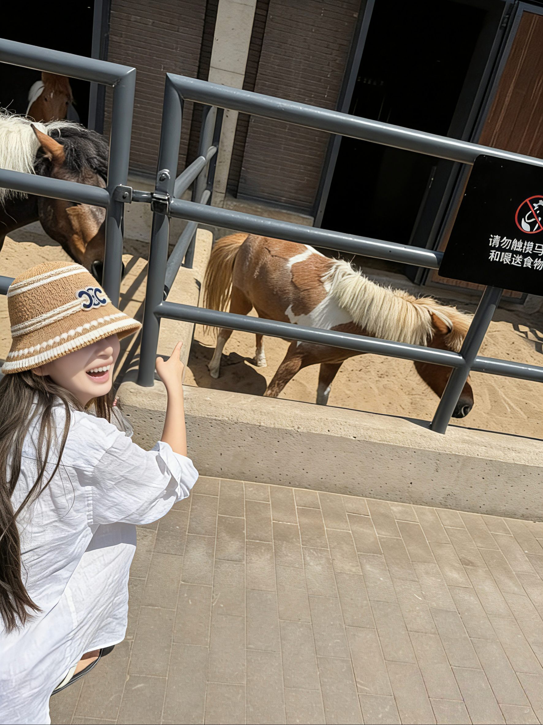 💛配防尘袋【Celine赛琳】2026春夏新款日系日常简约款小桶帽渔夫帽，独特设计～复古文艺的一款