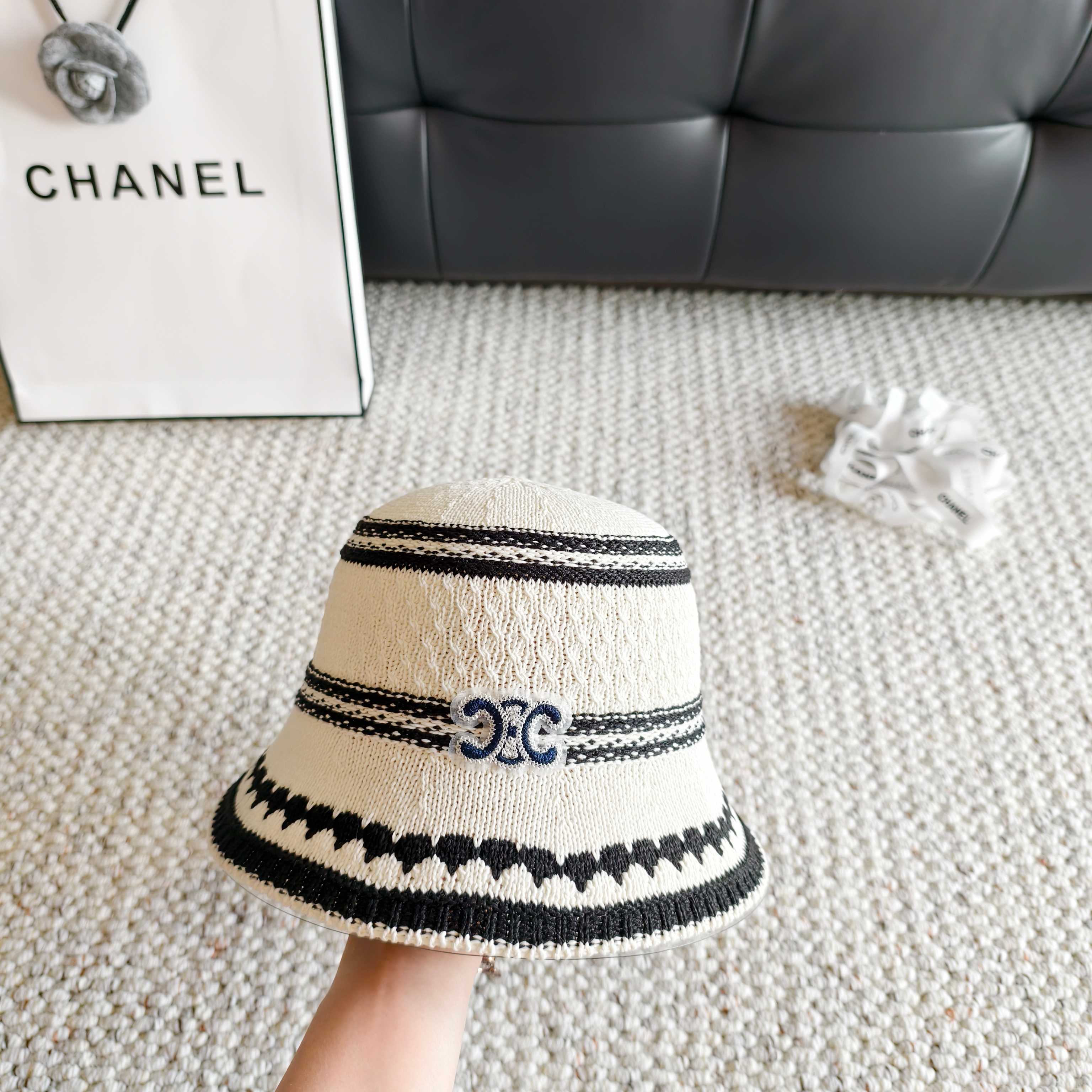 💛配防尘袋【Celine赛琳】2026春夏新款日系日常简约款小桶帽渔夫帽，独特设计～复古文艺的一款