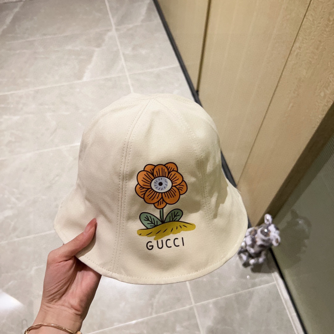 💛配防尘袋. 【Gucci古驰】2026春夏新款圆顶小花爆款渔夫帽，小桶帽超好搭配，出街度假首选