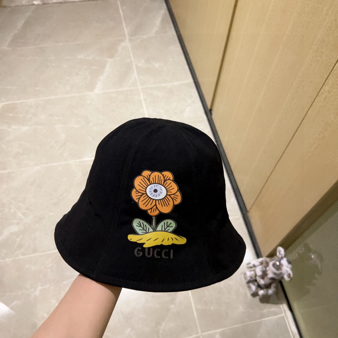 💛配防尘袋. 【Gucci古驰】2026春夏新款圆顶小花爆款渔夫帽，小桶帽超好搭配，出街度假首选