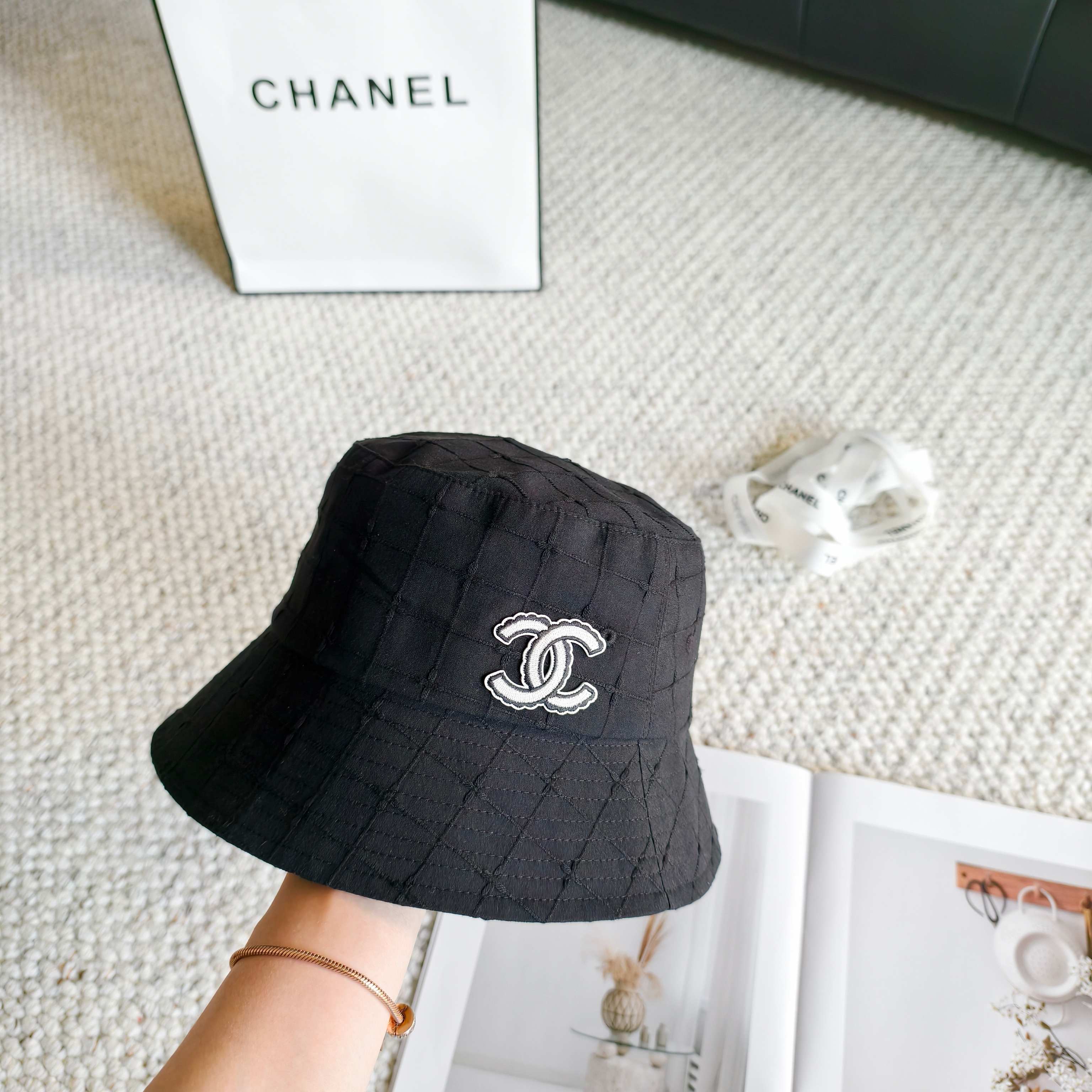 💛配防尘袋【CHANEL香奈儿】2026春夏新款简约小香渔夫帽，独特设计～复古文艺的一款