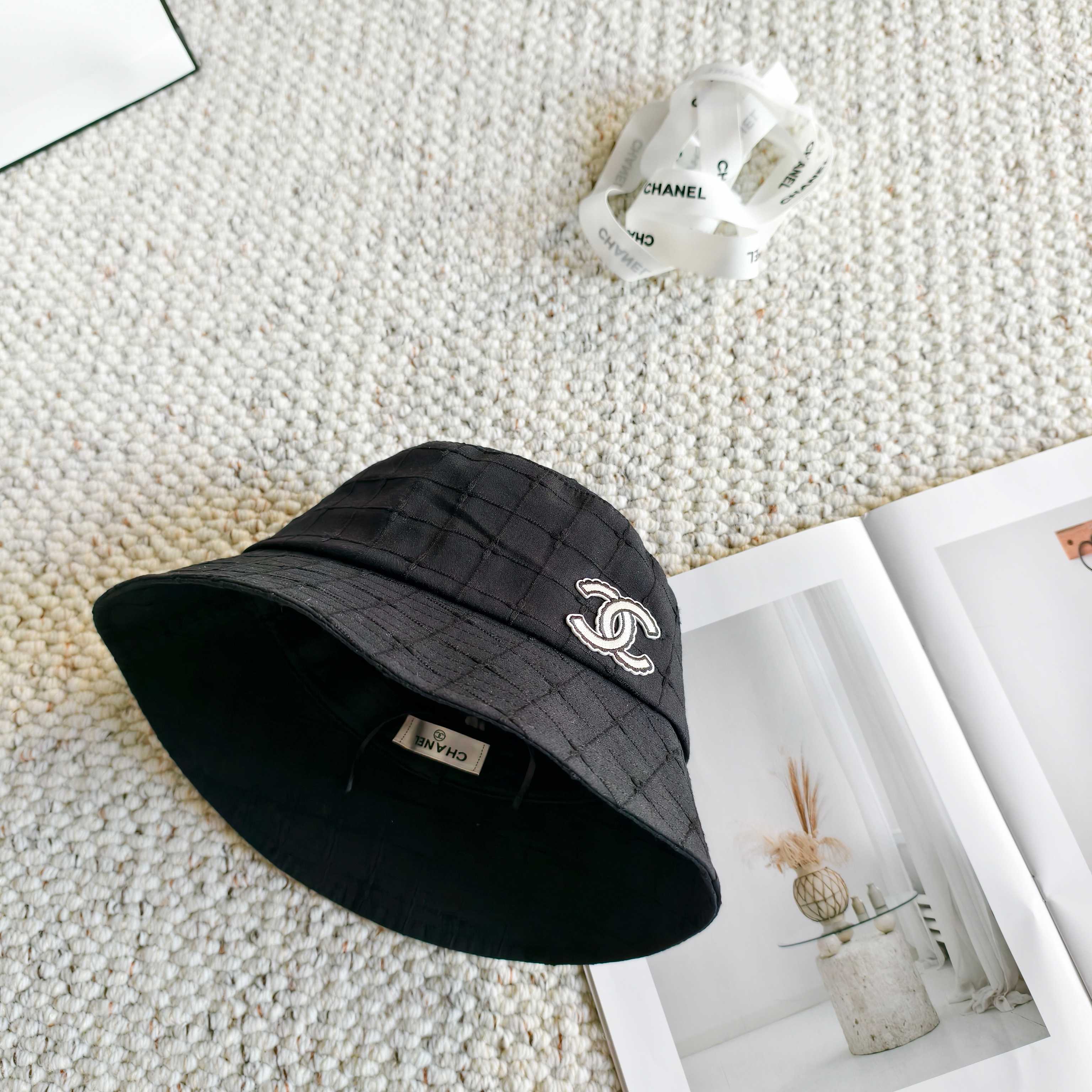 💛配防尘袋【CHANEL香奈儿】2026春夏新款简约小香渔夫帽，独特设计～复古文艺的一款