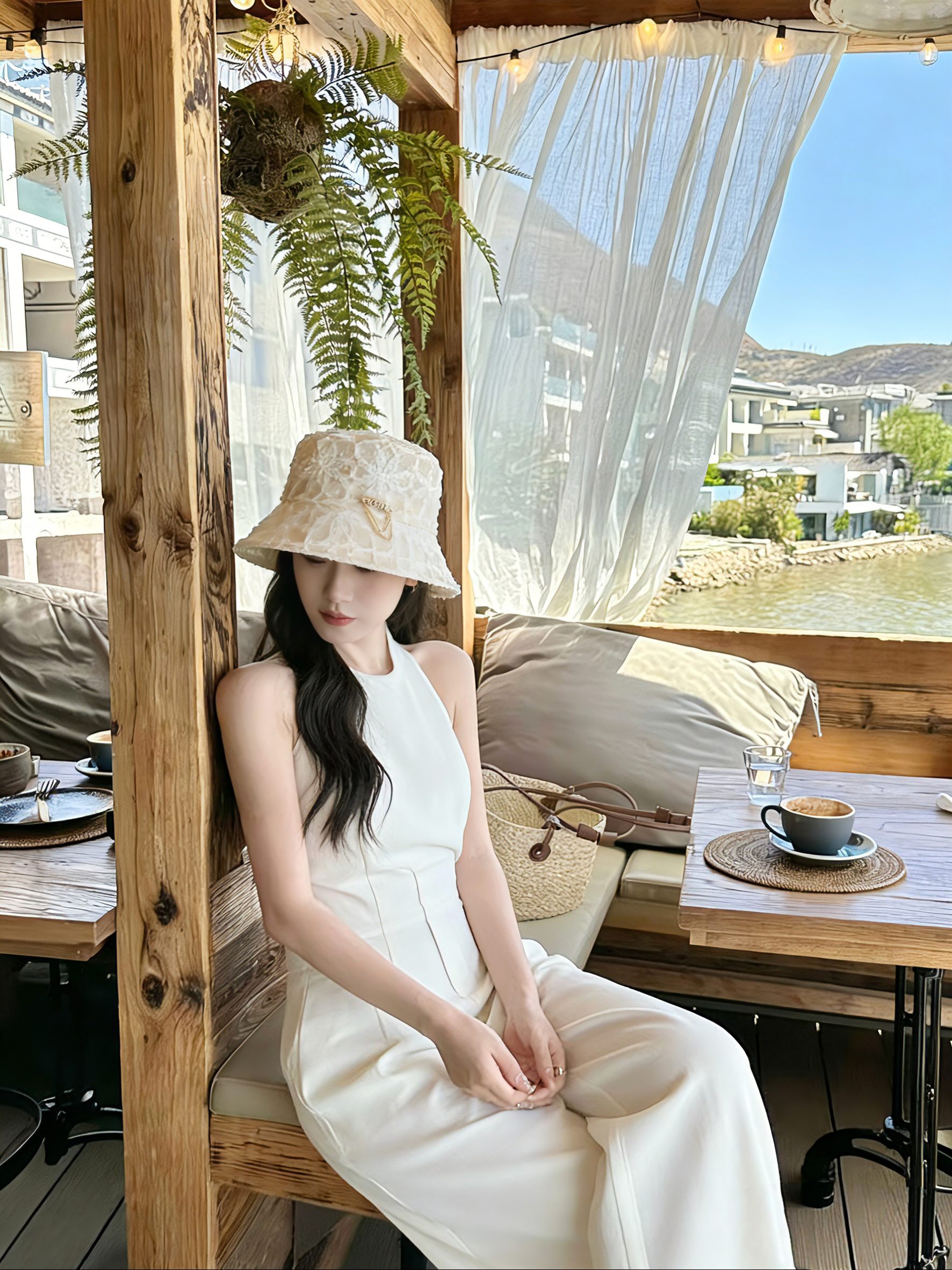 💛配防尘袋【CHANEL香奈儿】2026春夏新款蕾丝水钻款小香渔夫帽，独特设计～复古文艺的一款