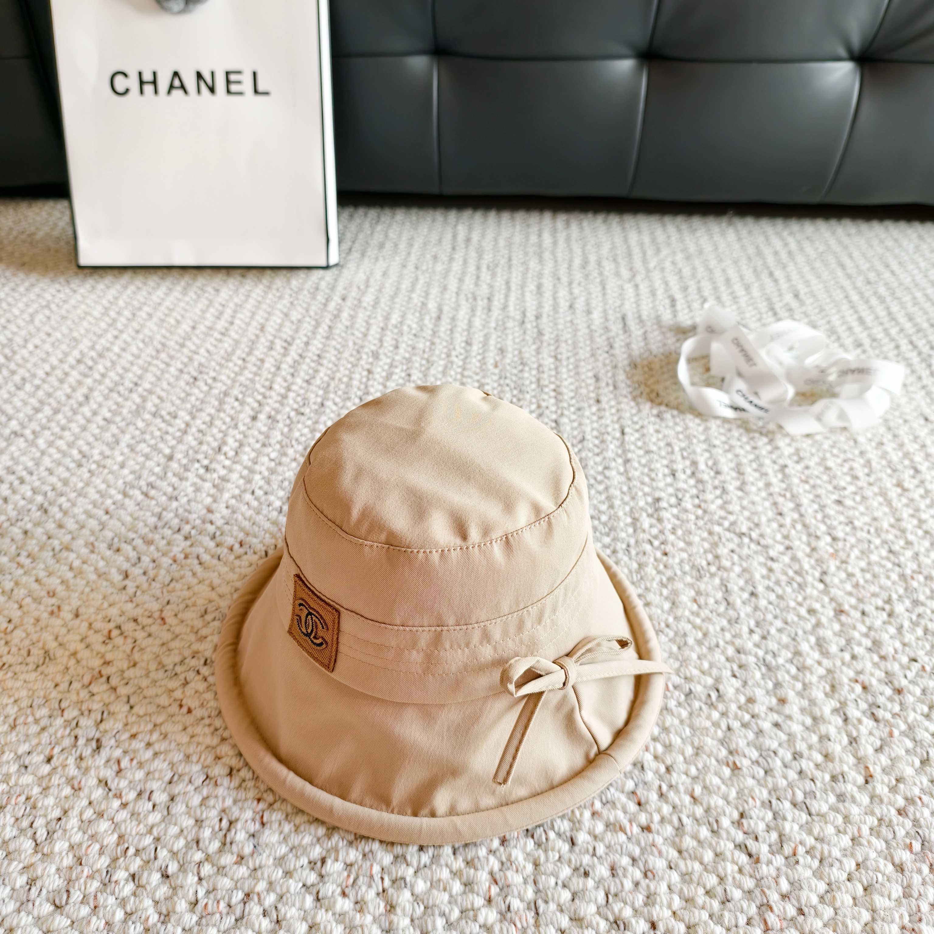 💛配防尘袋【Chanel香奈儿】2026春夏新款日系日常简约款渔夫帽，独特设计～复古文艺的一款
