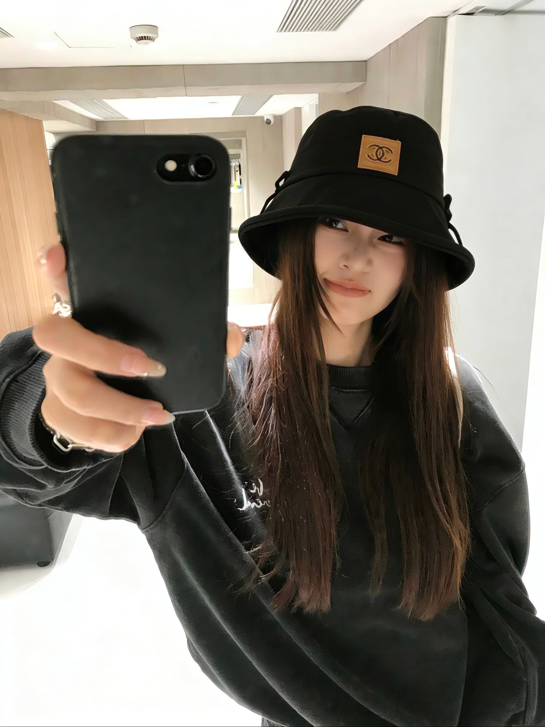 💛配防尘袋【Chanel香奈儿】2026春夏新款日系日常简约款渔夫帽，独特设计～复古文艺的一款