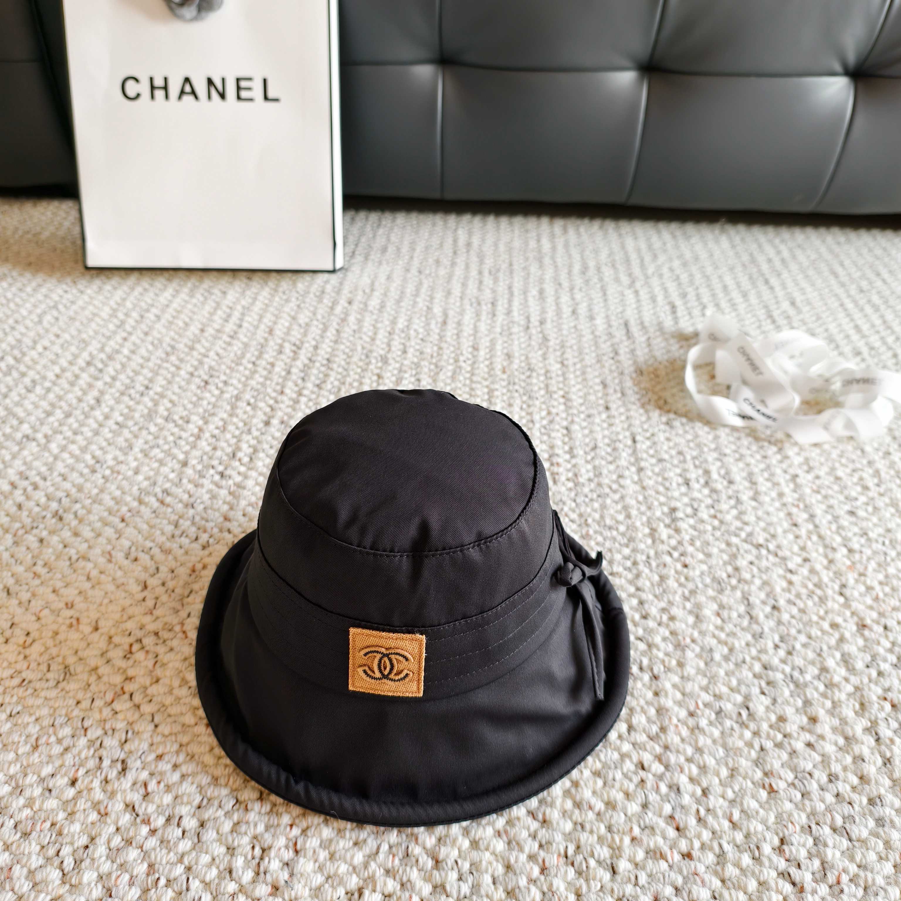 💛配防尘袋【Chanel香奈儿】2026春夏新款日系日常简约款渔夫帽，独特设计～复古文艺的一款