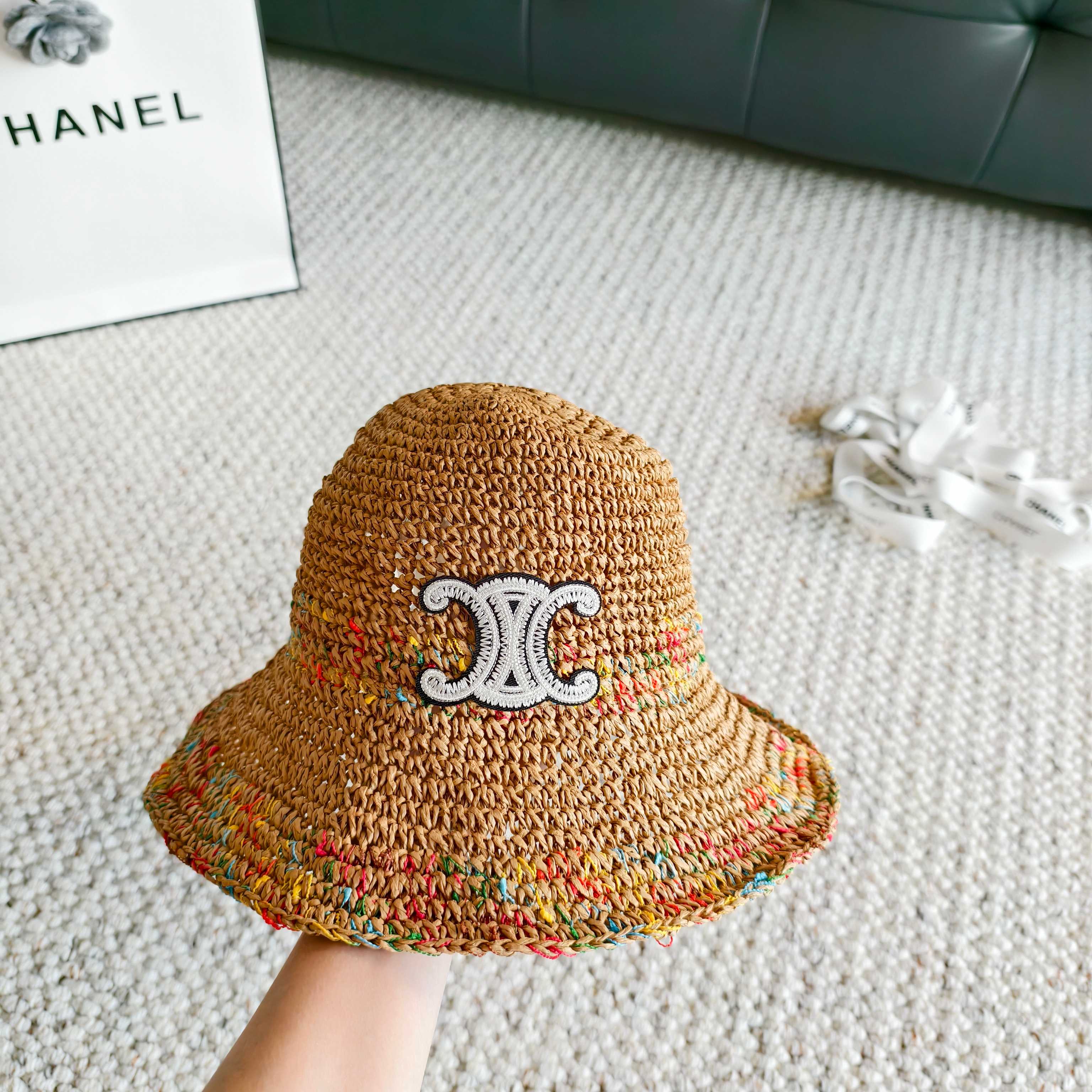 💛配防尘袋【CELINE赛琳】2026春夏新款草编日常简约款渔夫帽，独特设计～复古文艺的一款