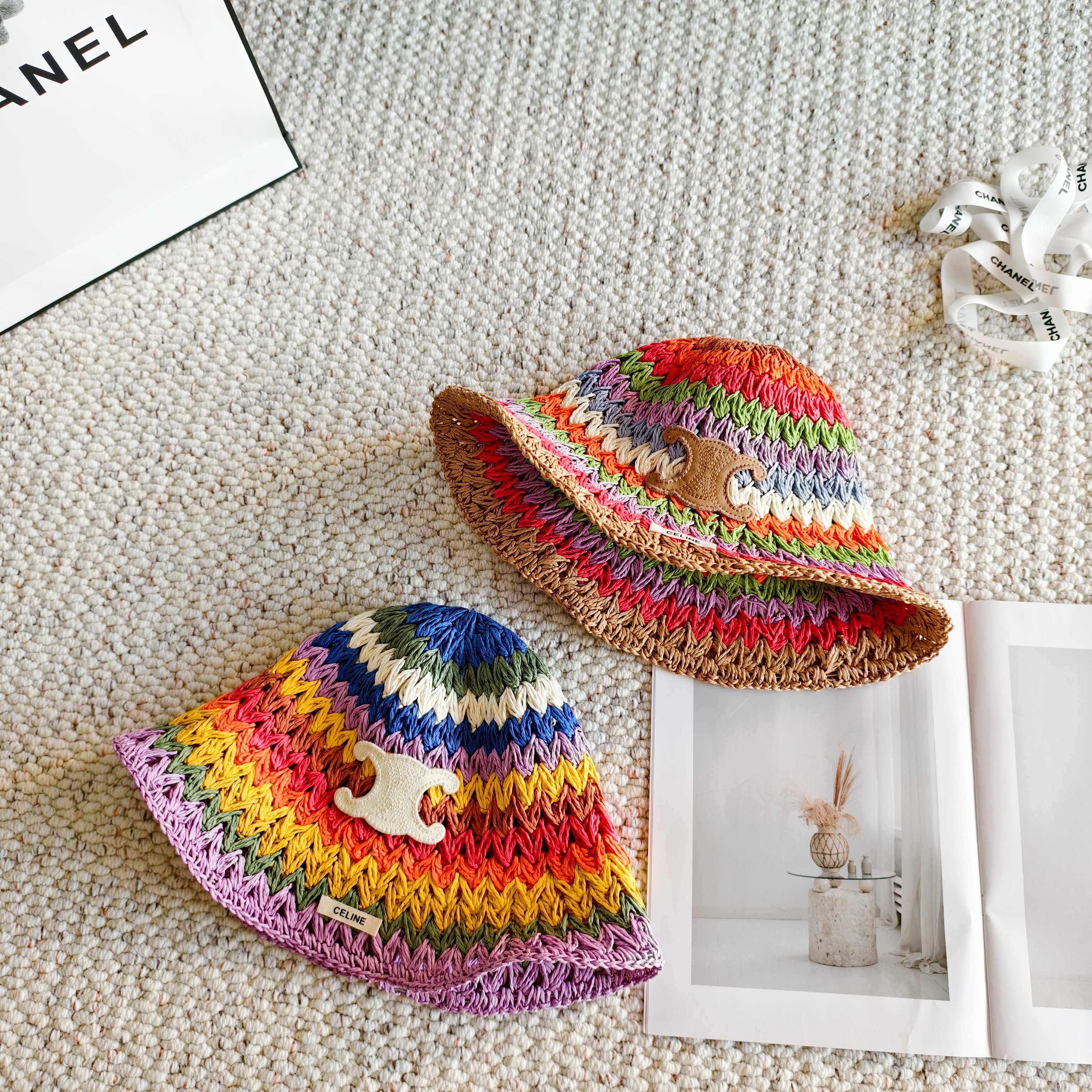💛配防尘袋【CELINE赛琳】2026春夏新款草编彩虹日常简约款渔夫帽，独特设计～复古文艺的一款