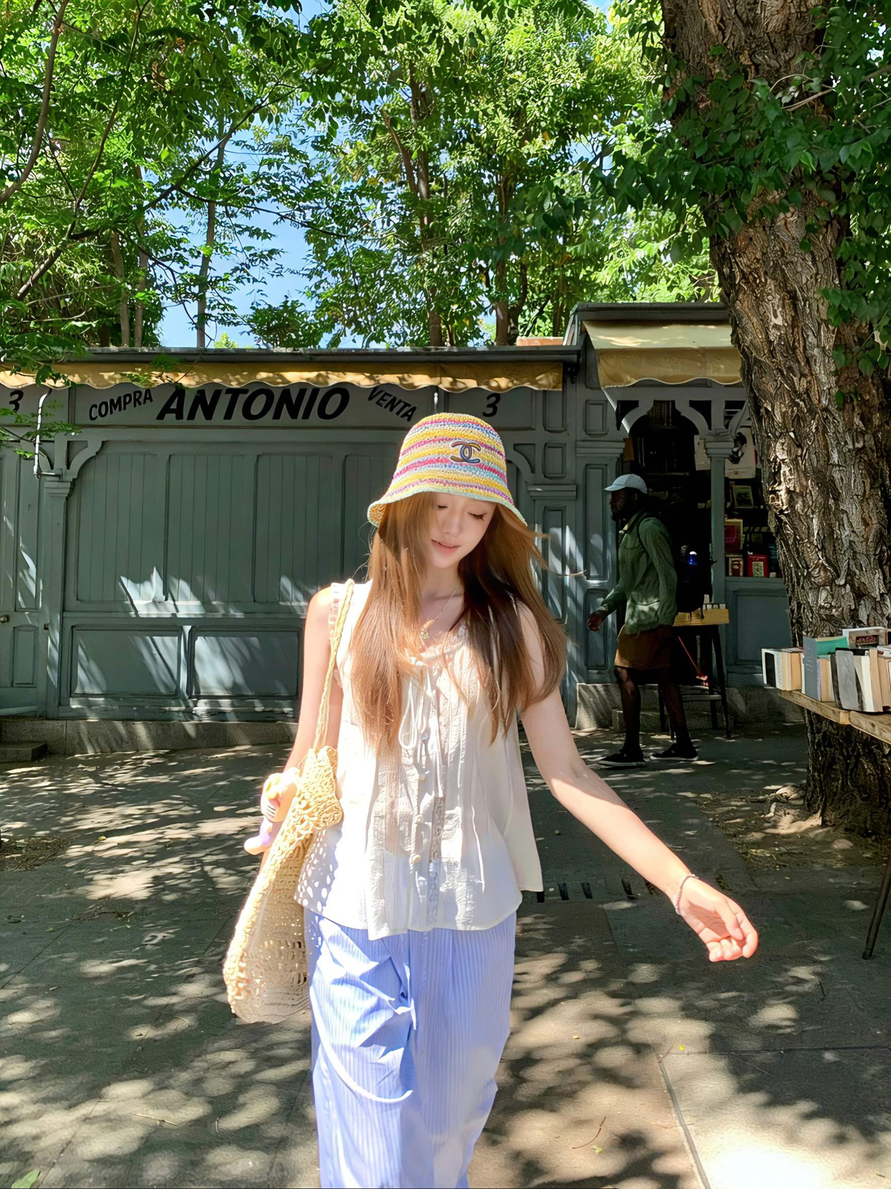 💛配防尘袋【CHANEL香奈儿】2026春夏新款草编彩虹日常简约款渔夫帽，独特设计～复古文艺的一款