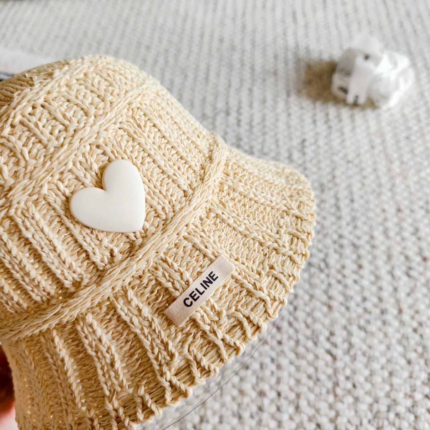 💛配防尘袋【Celine赛琳】2026春夏新款编织马卡龙色系渔夫帽，独特设计～复古文艺的一款