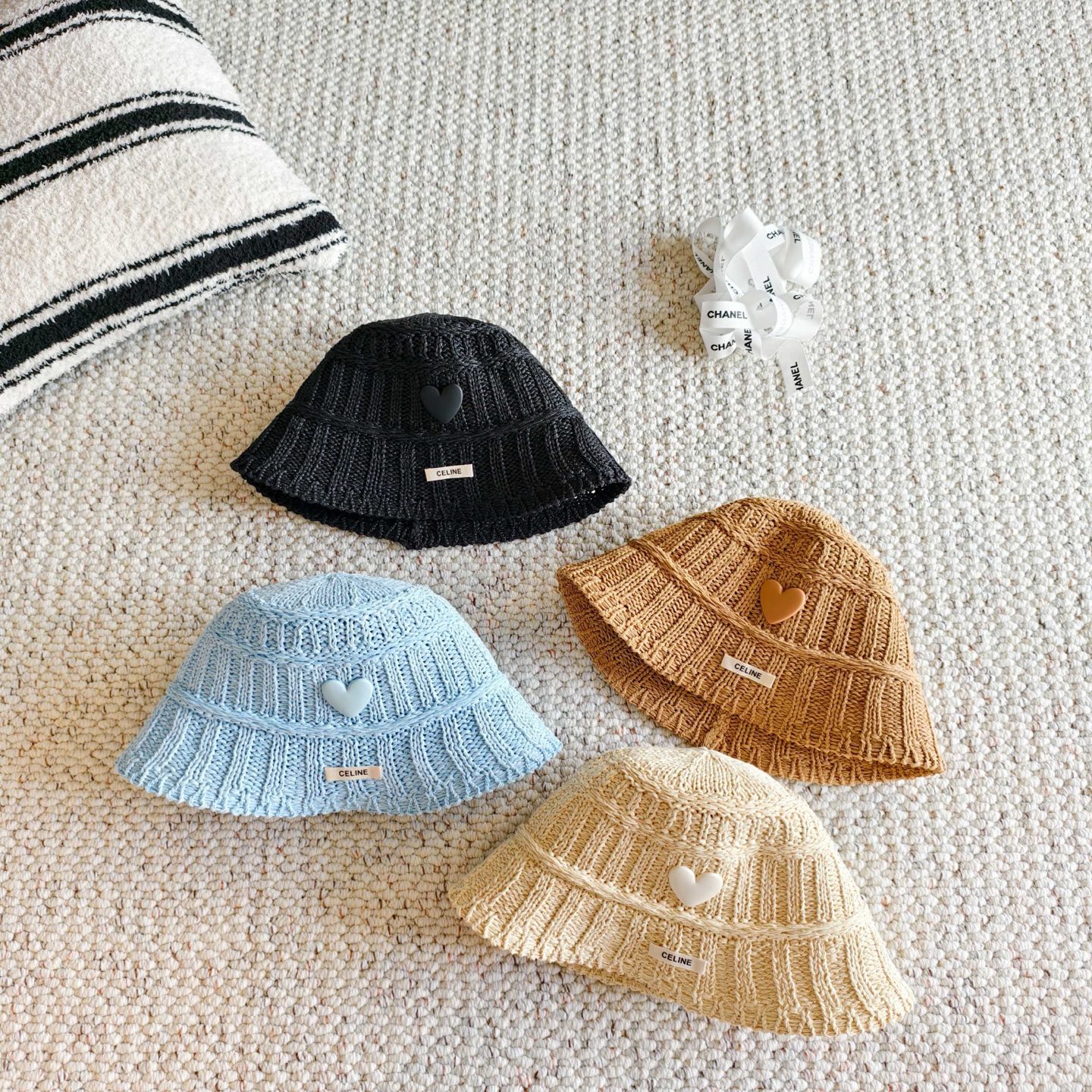 💛配防尘袋【Celine赛琳】2026春夏新款编织马卡龙色系渔夫帽，独特设计～复古文艺的一款