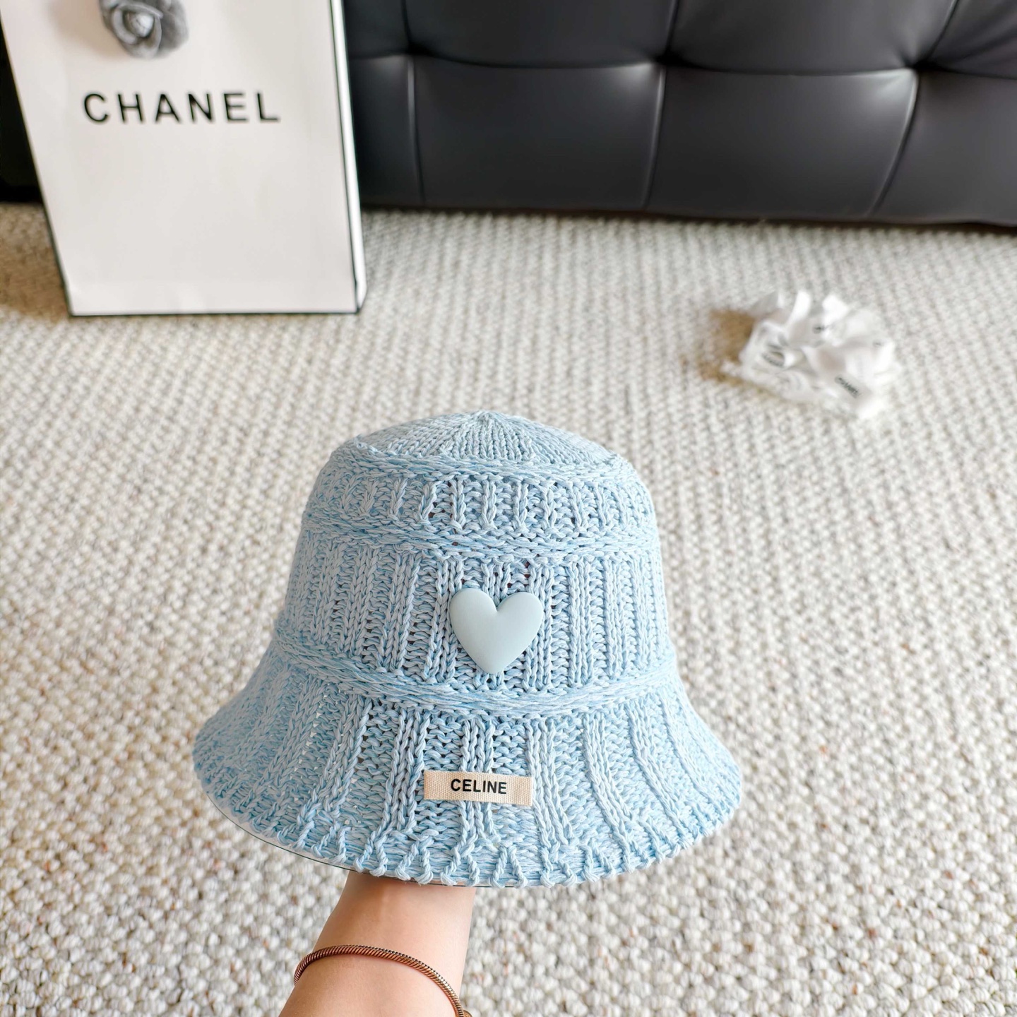 💛配防尘袋【Celine赛琳】2026春夏新款编织马卡龙色系渔夫帽，独特设计～复古文艺的一款
