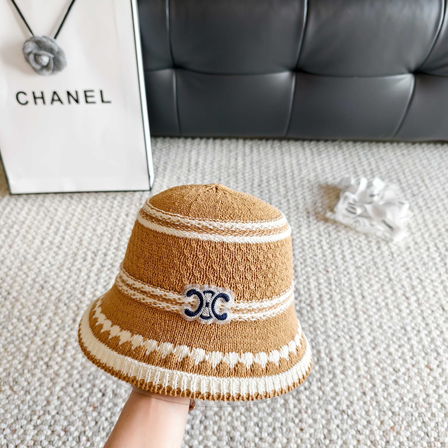 💛配防尘袋【Celine赛琳】2026春夏新款日系日常简约款小桶帽渔夫帽，独特设计～复古文艺的一款