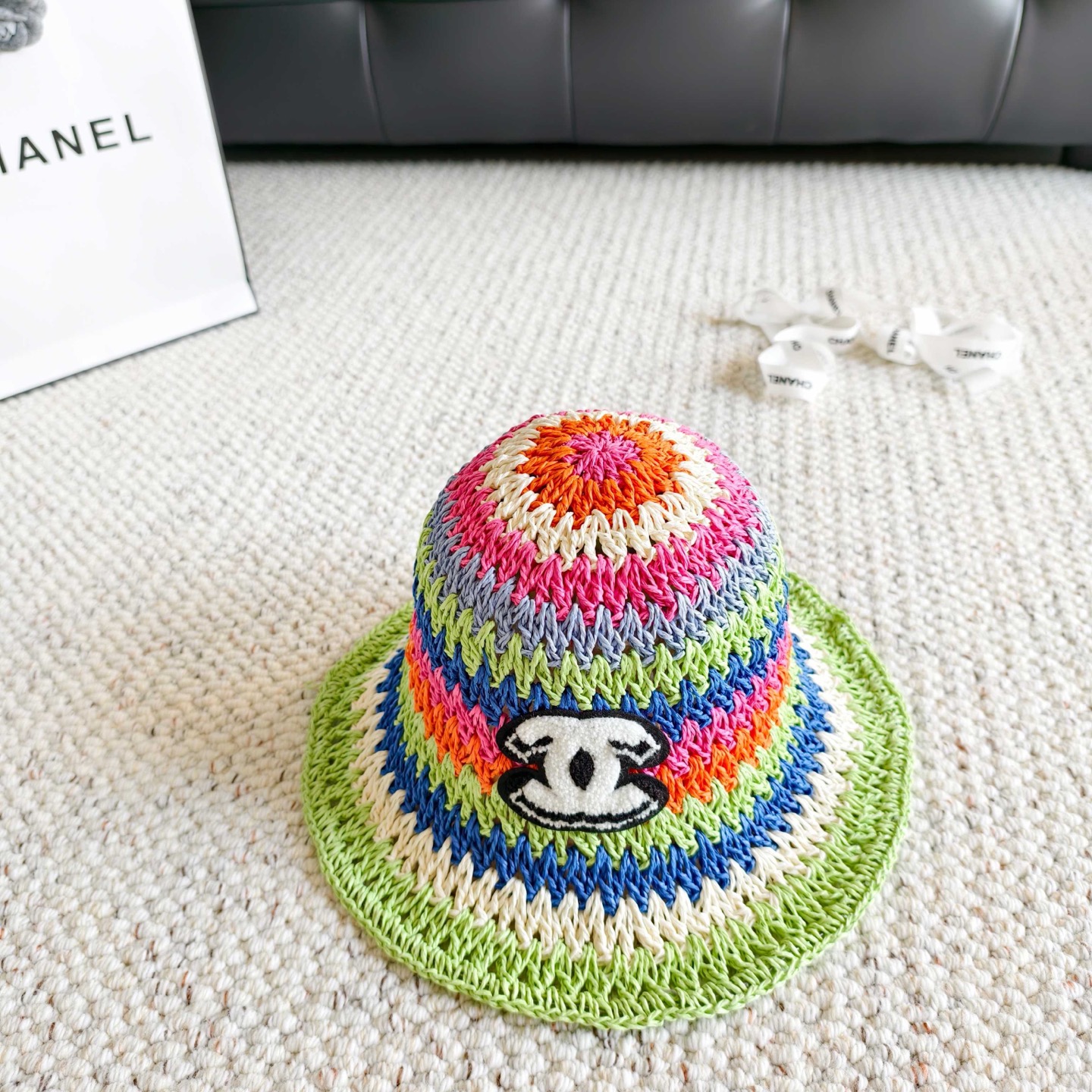 💛配防尘袋【Chanel香奈儿】2026新款彩虹拼色编织款渔夫帽，🔆百搭日常款～休闲出街#