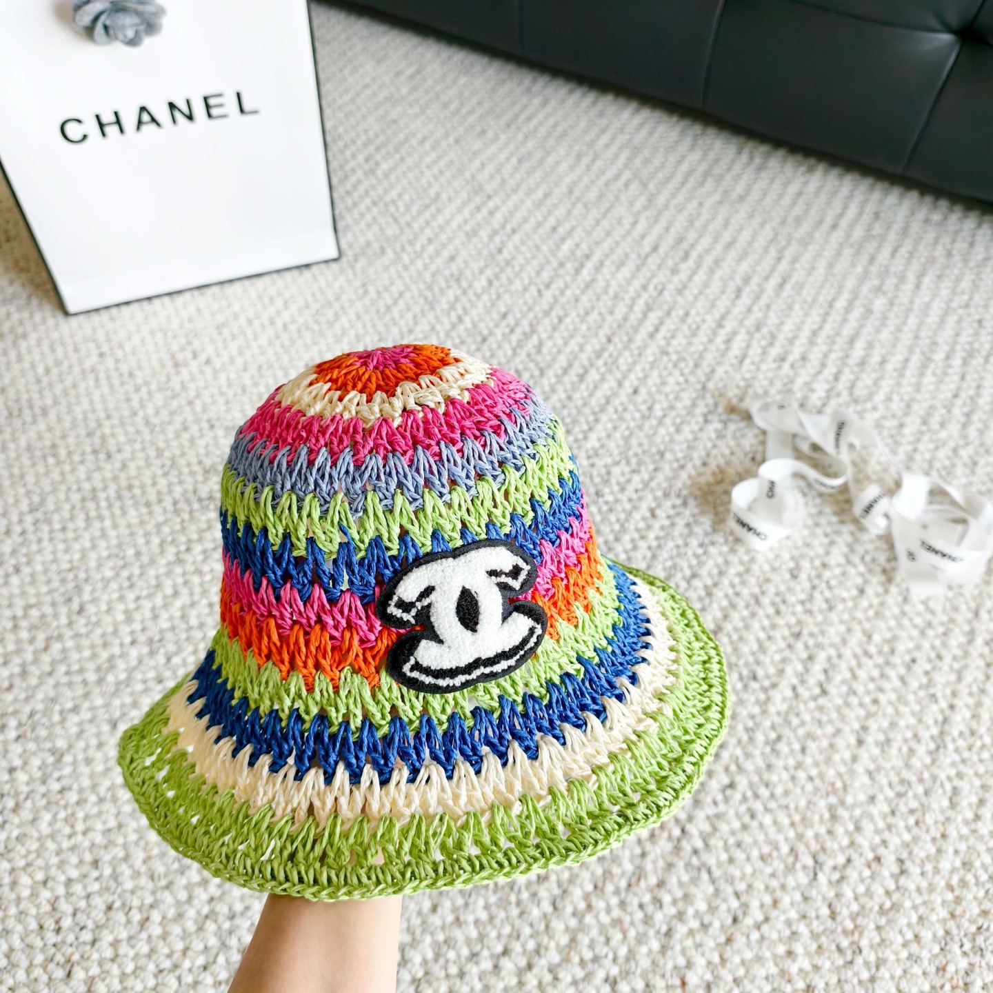 💛配防尘袋【Chanel香奈儿】2026新款彩虹拼色编织款渔夫帽，🔆百搭日常款～休闲出街#