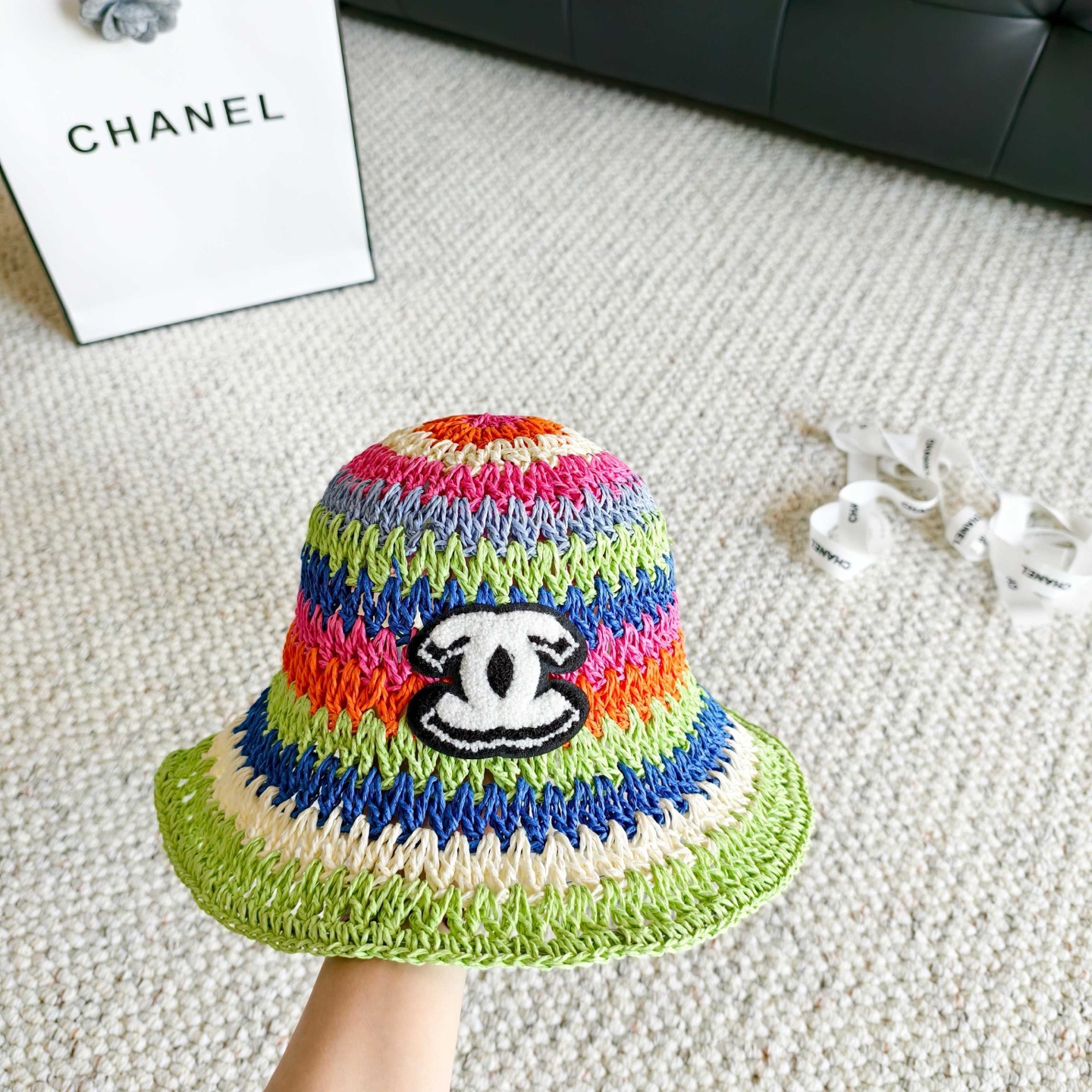 💛配防尘袋【Chanel香奈儿】2026新款彩虹拼色编织款渔夫帽，🔆百搭日常款～休闲出街#