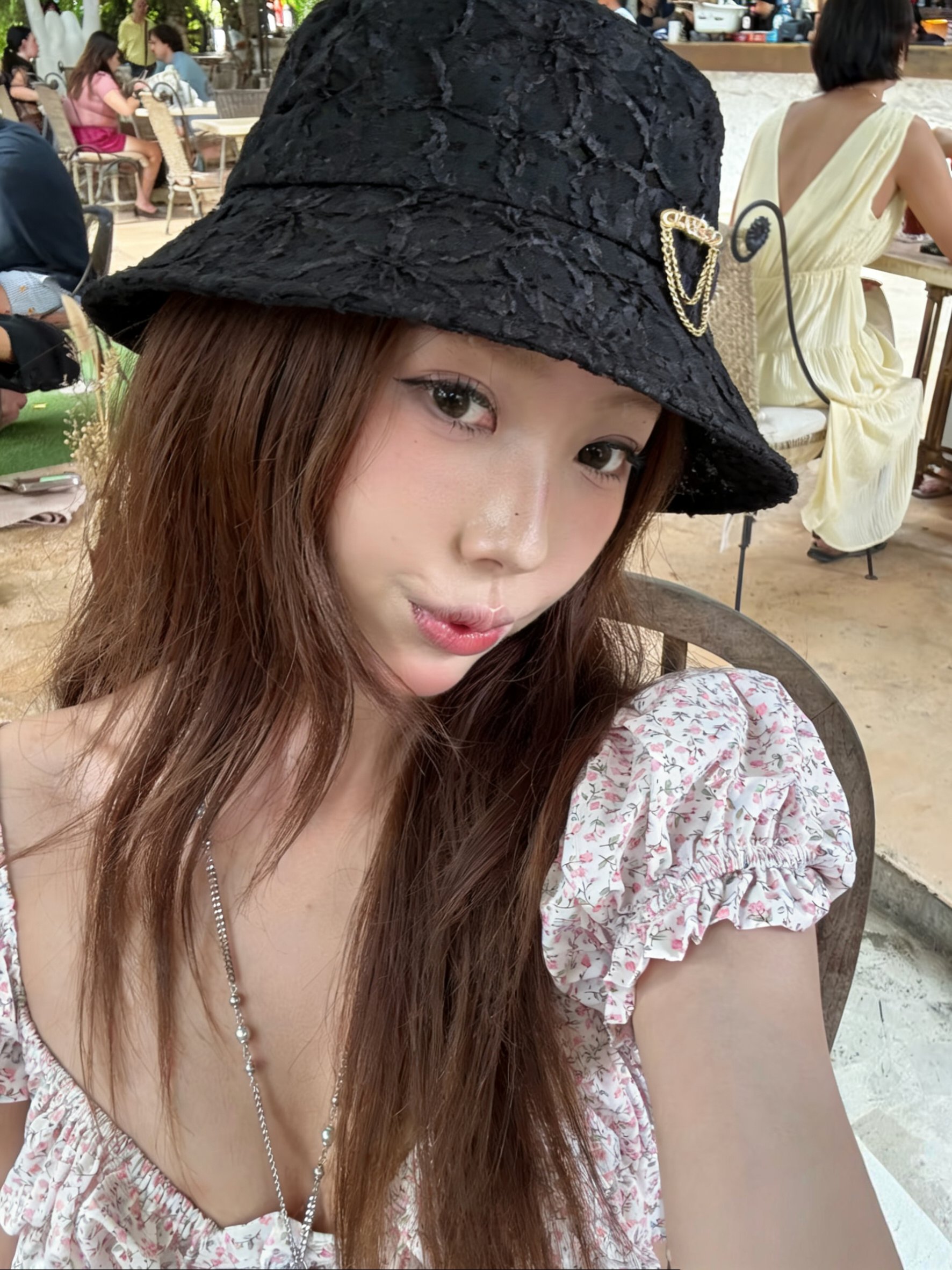 💛配防尘袋【CHANEL香奈儿】2026春夏新款蕾丝水钻款小香渔夫帽，独特设计～复古文艺的一款