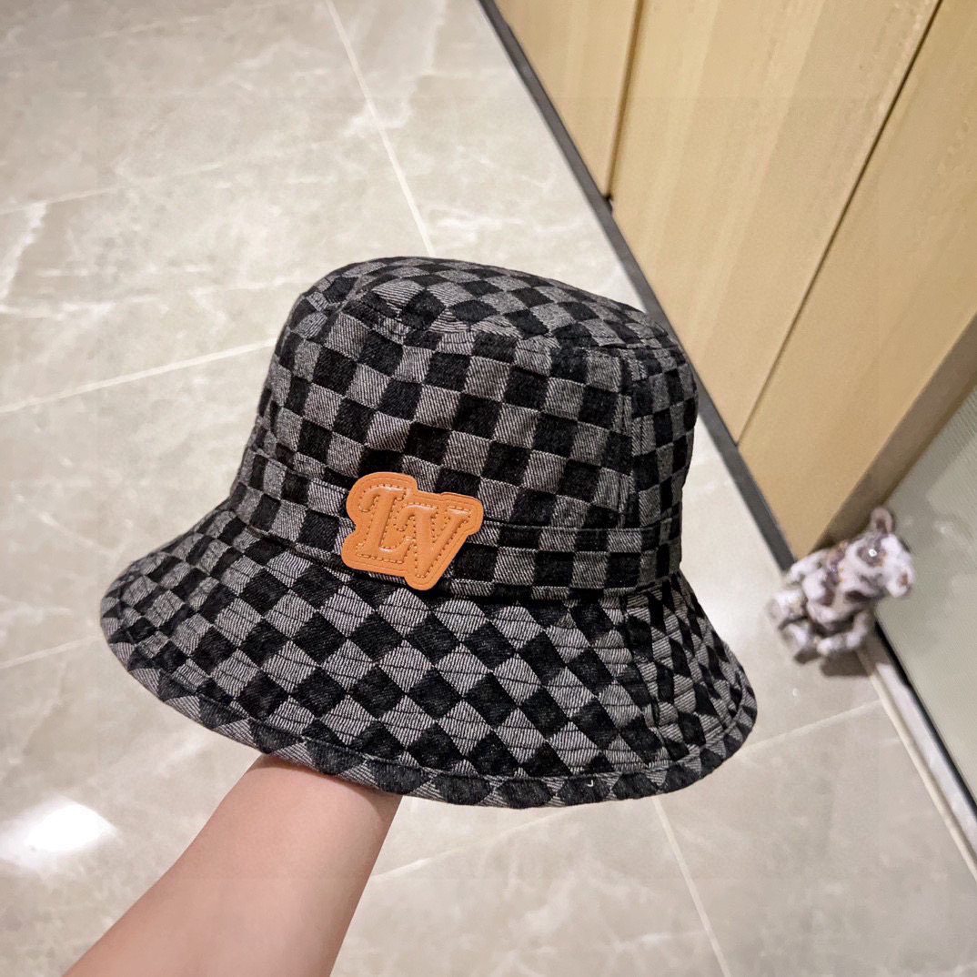特💛配防尘袋【LV路易威登】2026新款棋盘格牛仔男女款渔夫帽，超好搭配，闭眼入的一款