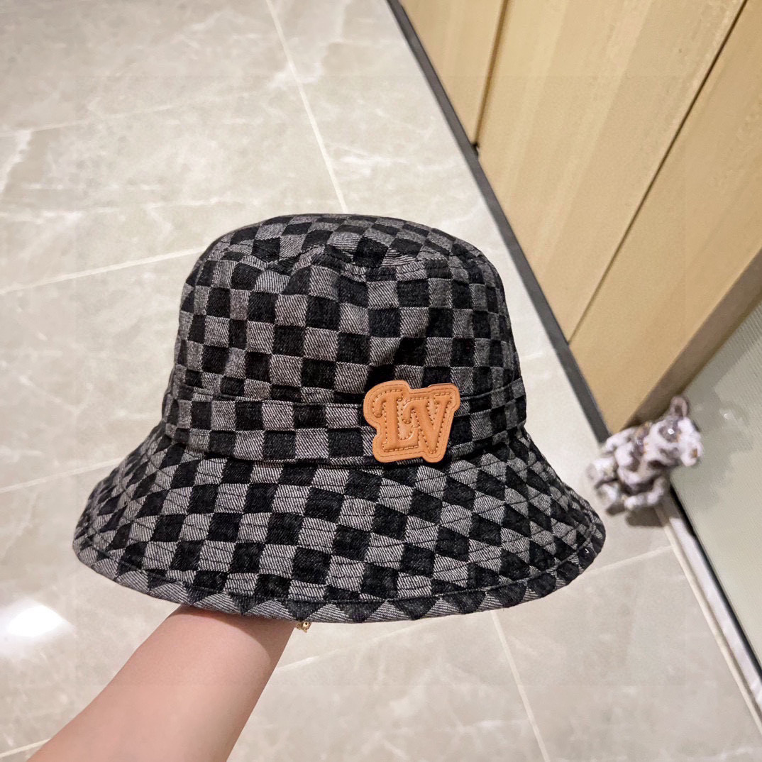 特💛配防尘袋【LV路易威登】2026新款棋盘格牛仔男女款渔夫帽，超好搭配，闭眼入的一款