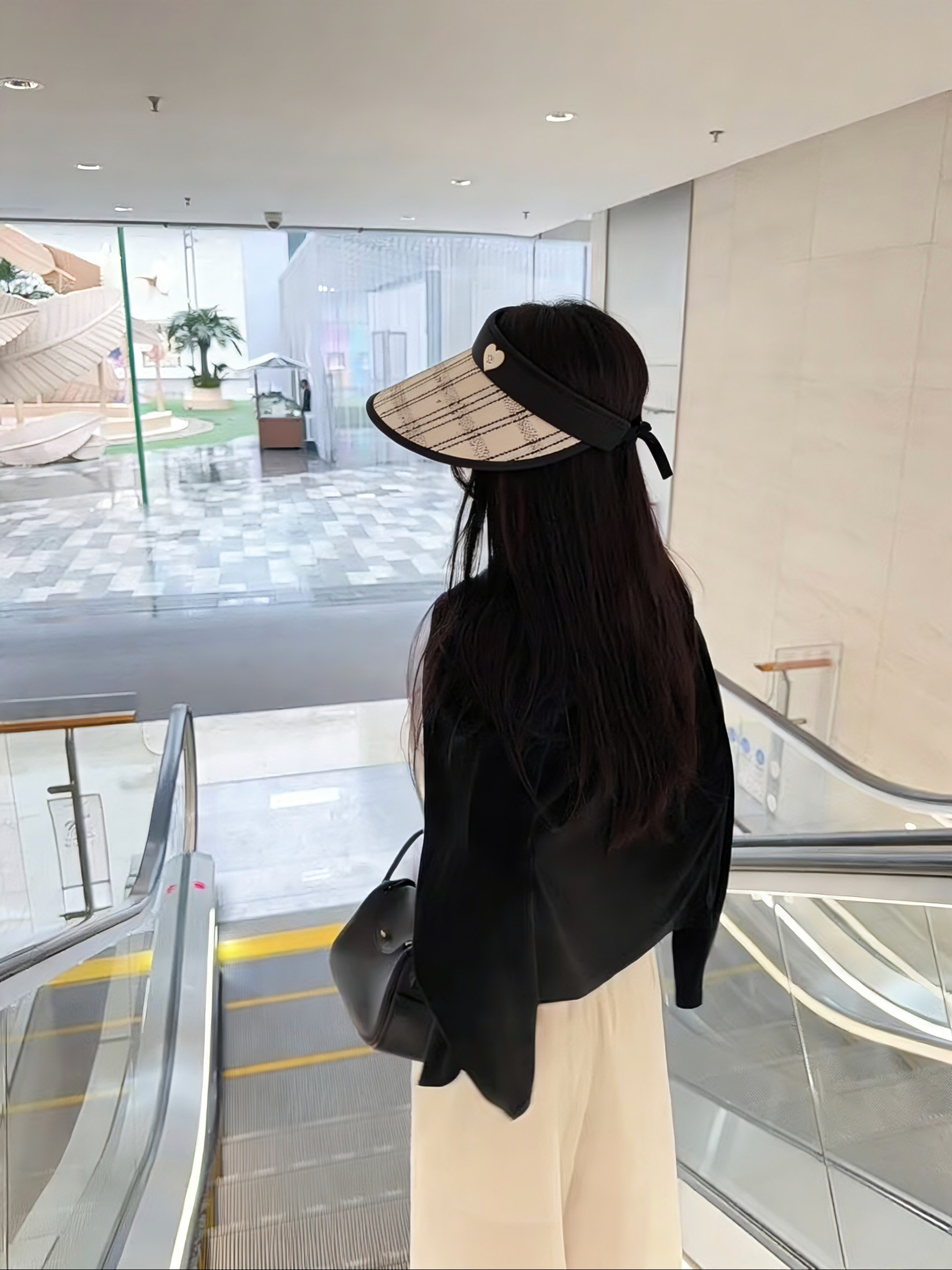 💛配防尘袋 【Chanel香奈儿】2026新款独家款小香遮阳帽空顶帽，🔆遮阳百搭～休闲出街神器