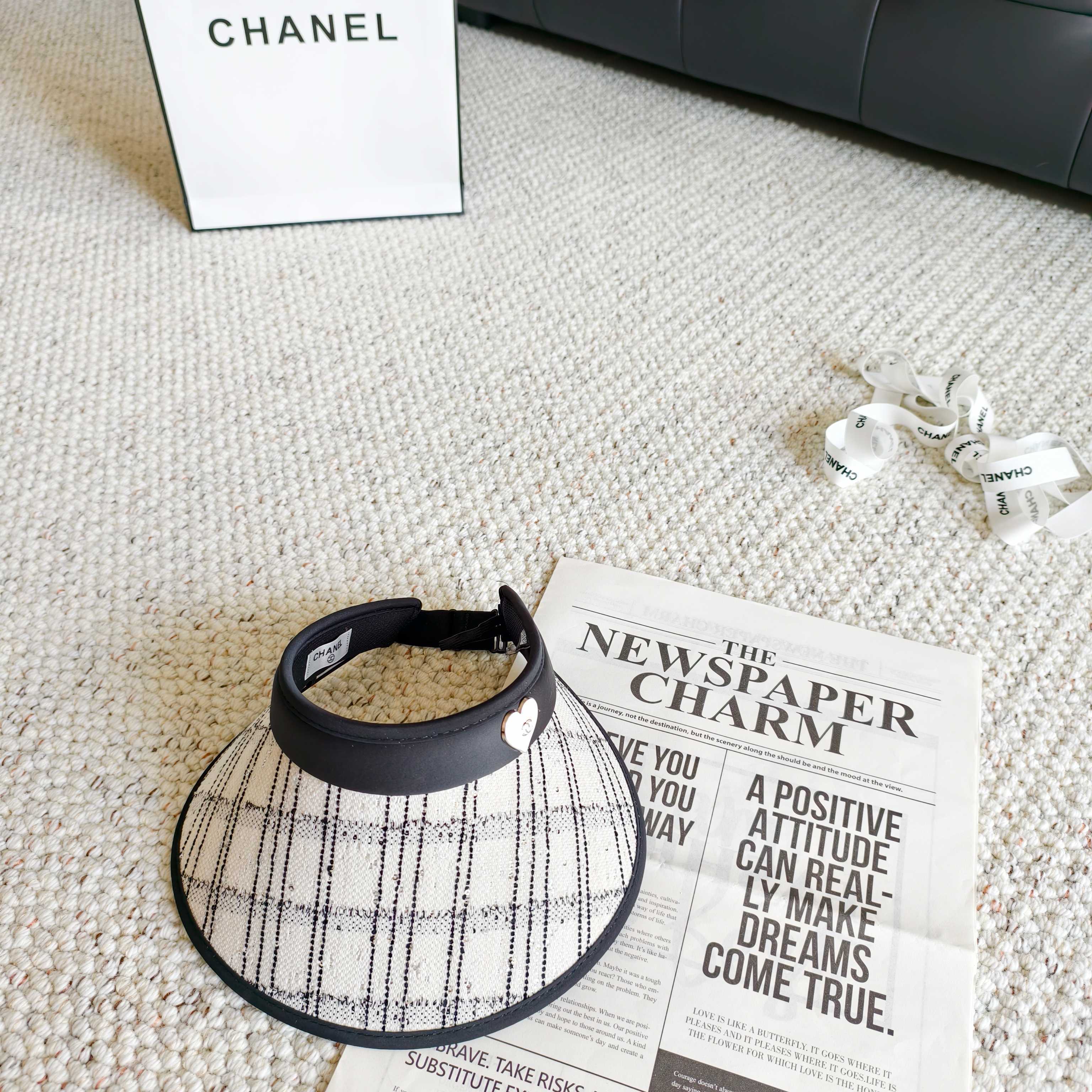 💛配防尘袋 【Chanel香奈儿】2026新款独家款小香遮阳帽空顶帽，🔆遮阳百搭～休闲出街神器