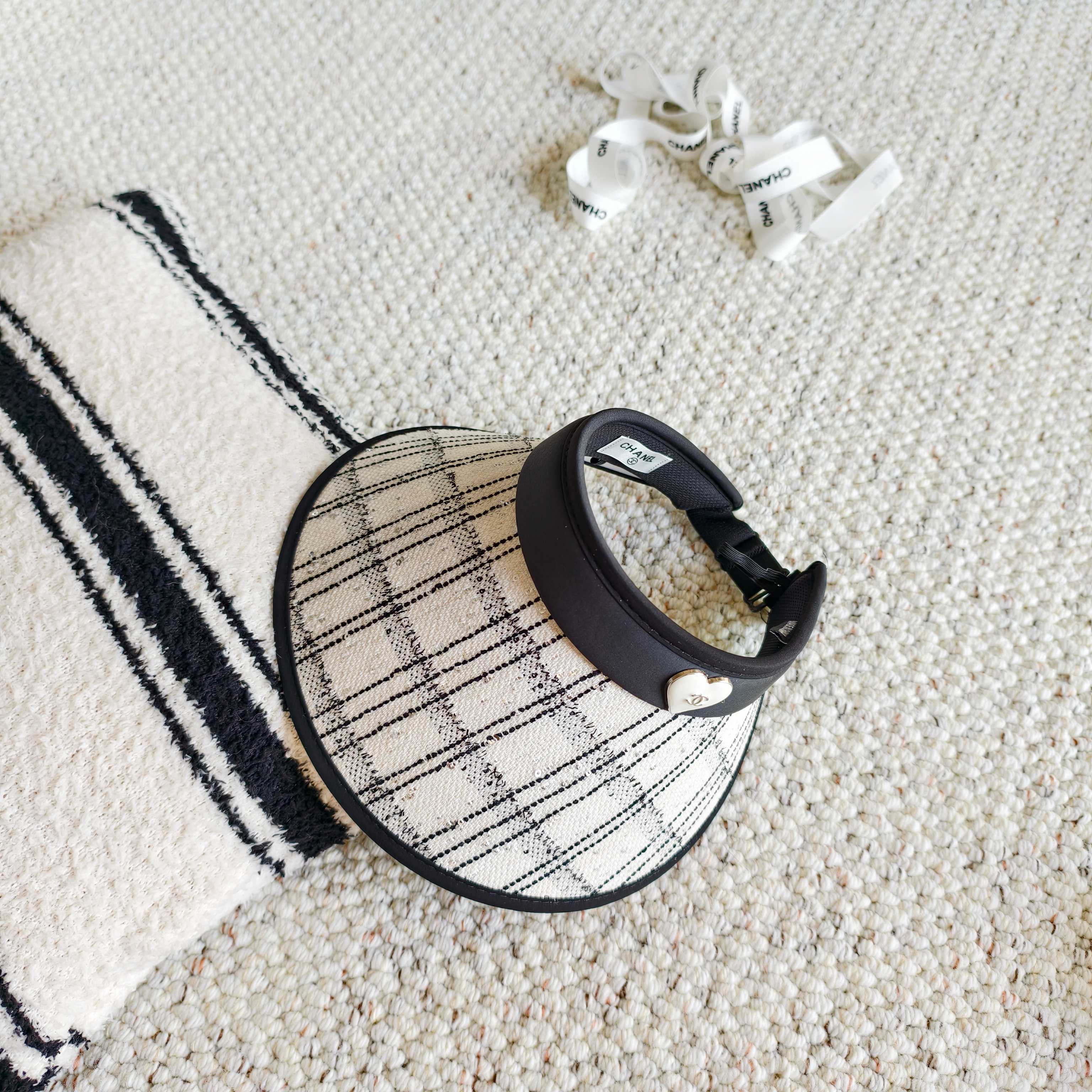 💛配防尘袋 【Chanel香奈儿】2026新款独家款小香遮阳帽空顶帽，🔆遮阳百搭～休闲出街神器