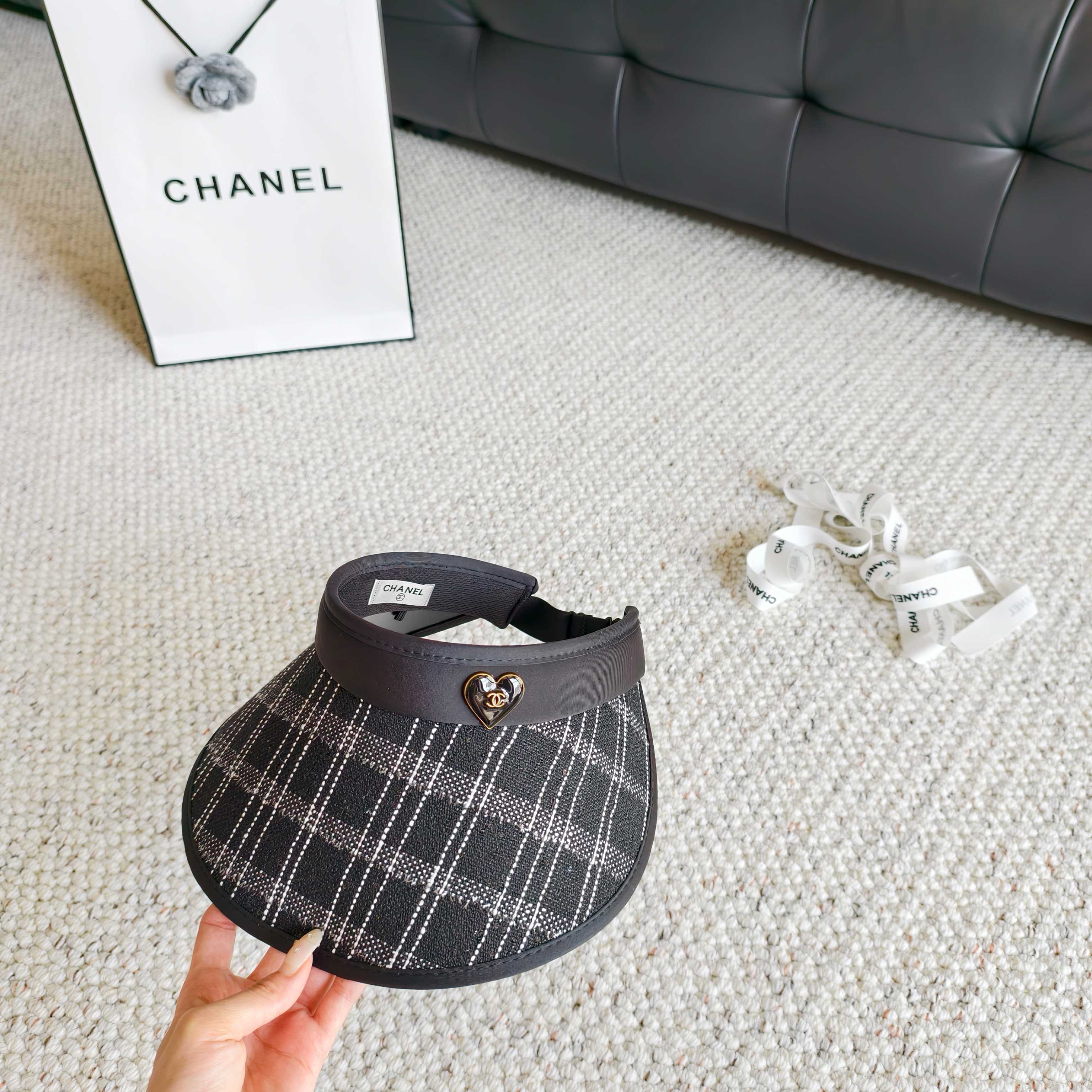 💛配防尘袋 【Chanel香奈儿】2026新款独家款小香遮阳帽空顶帽，🔆遮阳百搭～休闲出街神器