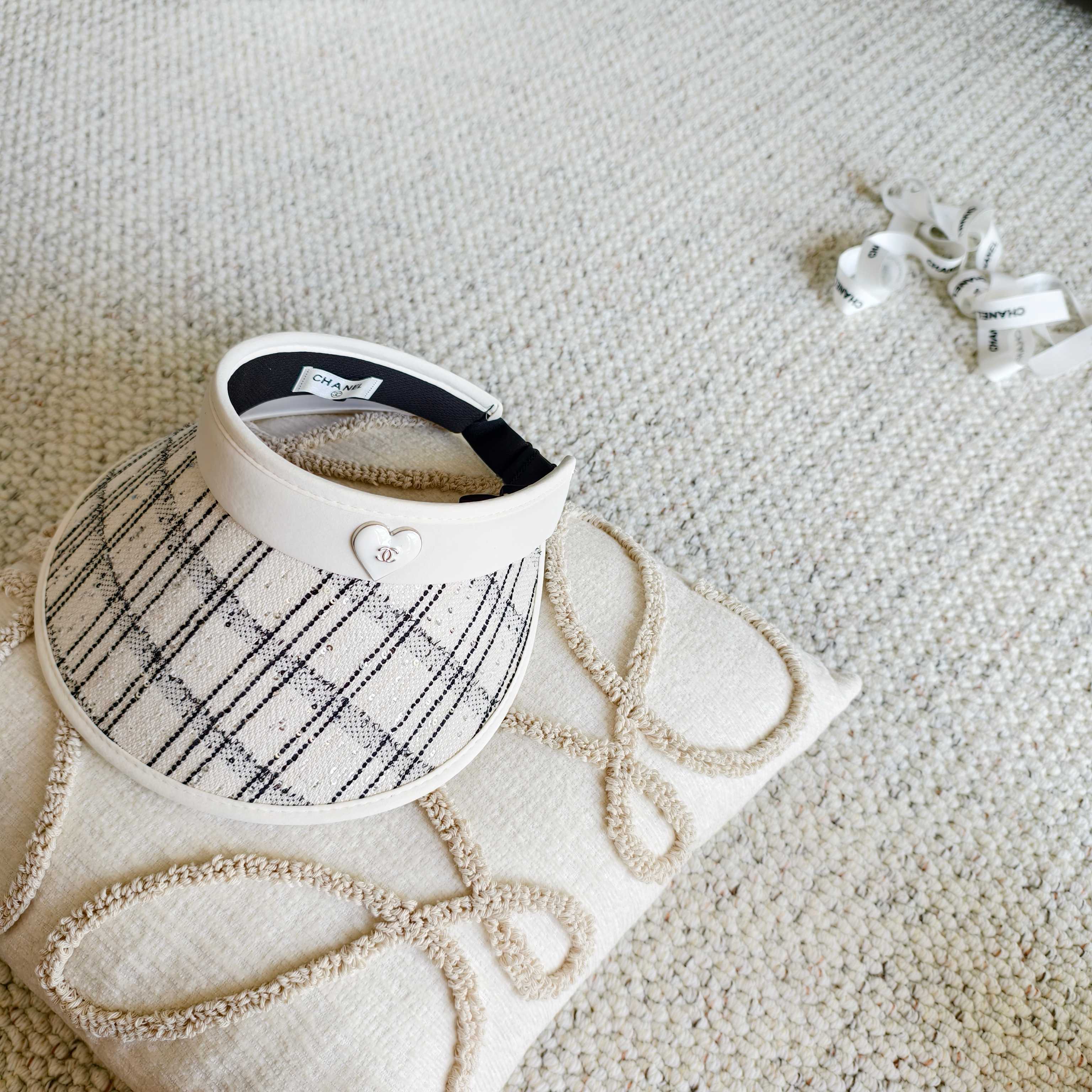 💛配防尘袋 【Chanel香奈儿】2026新款独家款小香遮阳帽空顶帽，🔆遮阳百搭～休闲出街神器